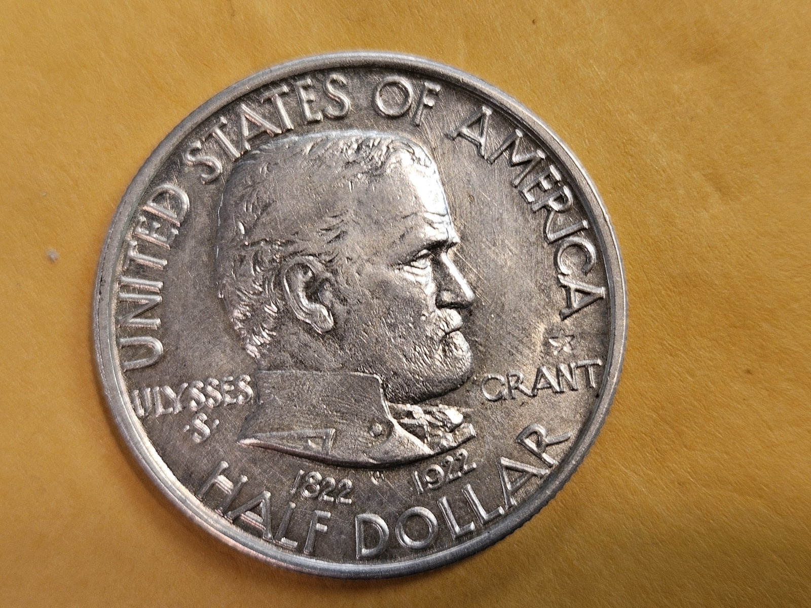 ** HIGHLIGHT ** KEY Commemorative silver Half Dollar in About Uncirculated plus!! - 6