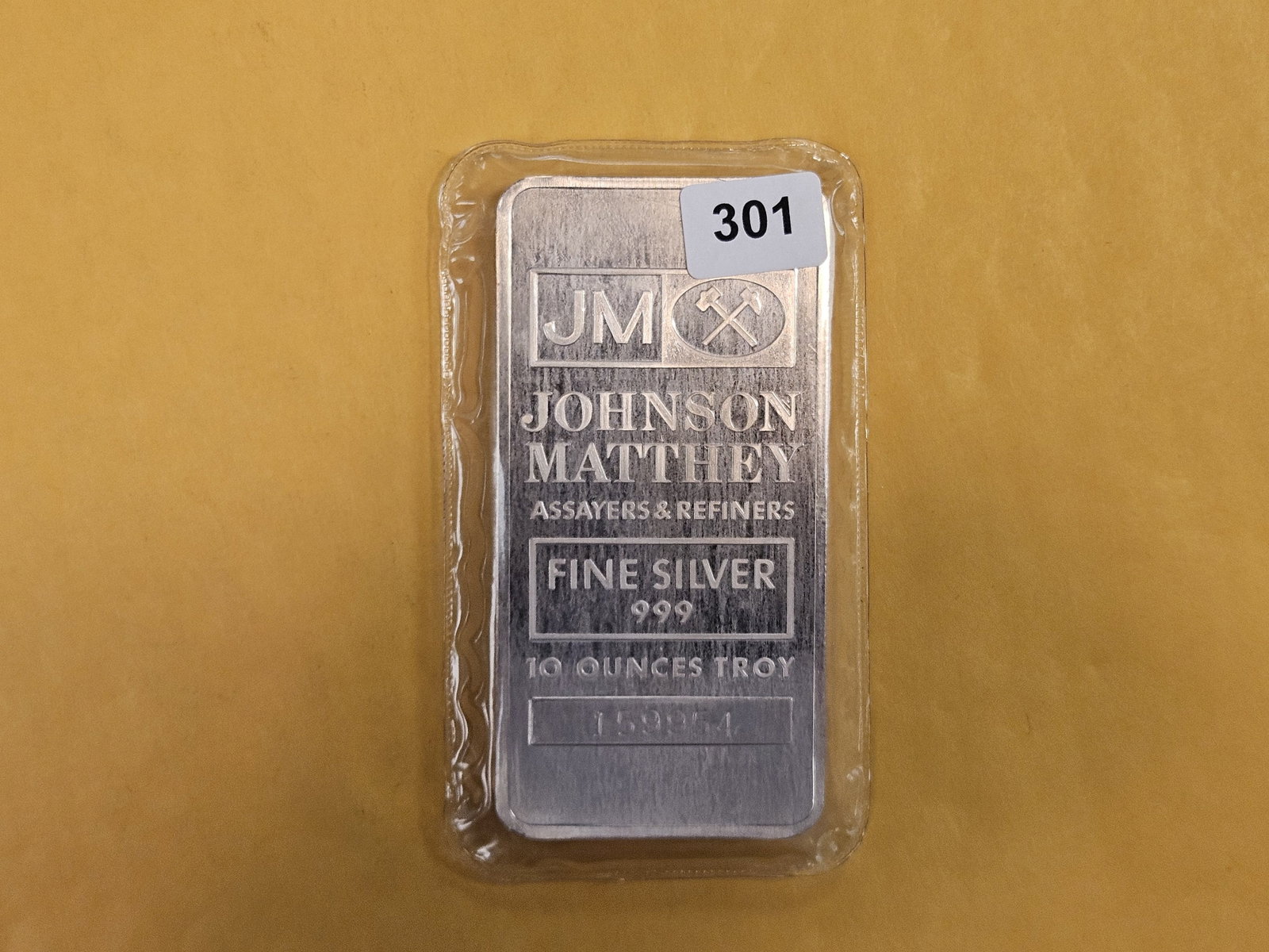 TEN Troy ounce .999 fine silver bar (1 of 2)