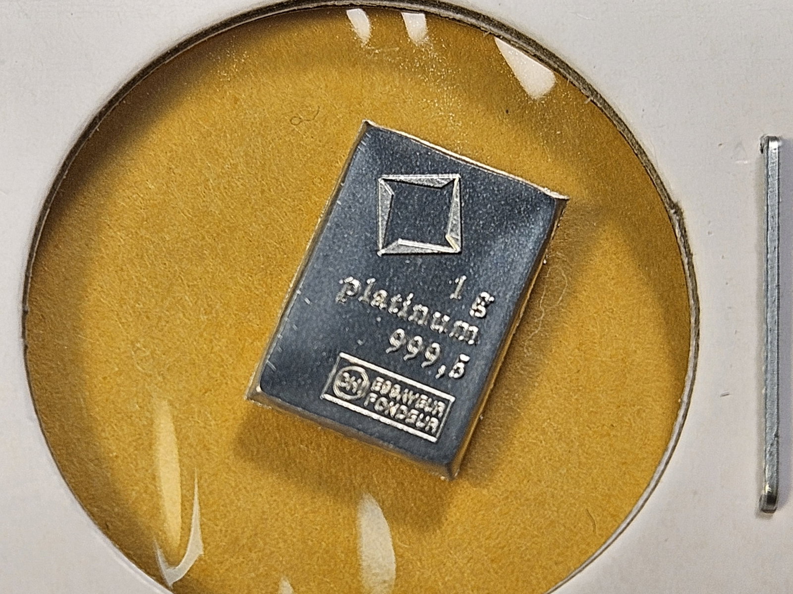 PLATINUM! Valcambi Suisse One Gram .9995 Fine Platinum Bar: Fractional Platinum Bar