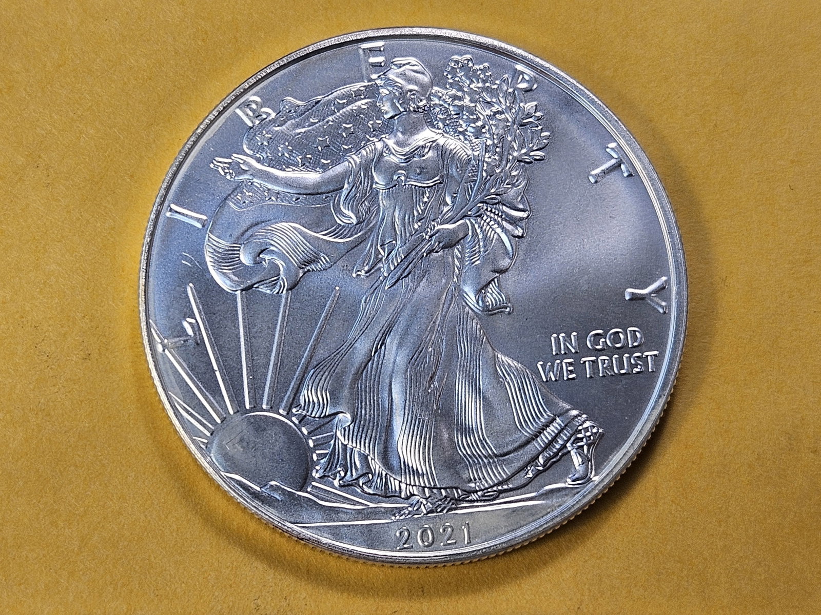 GEM Brilliant Uncirculated 2021 American Silver Eagle: Brilliant Cartwheel!
