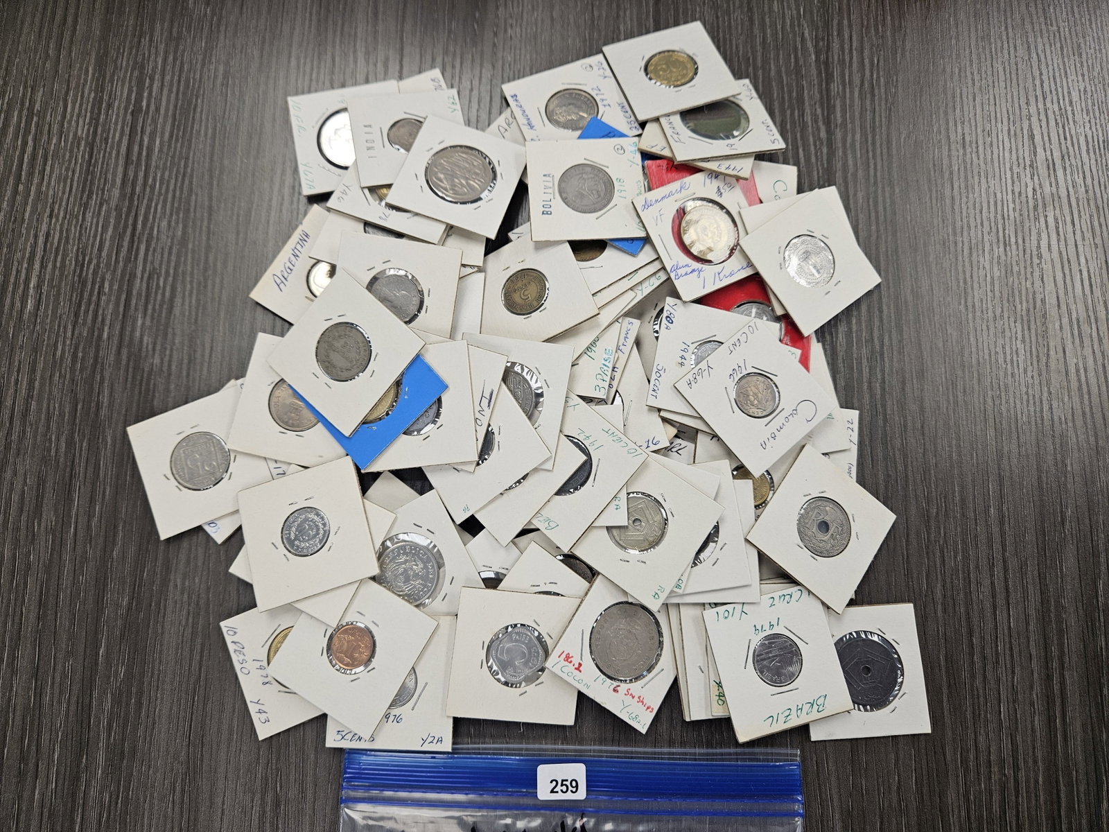 Big Bag! About 150 Mixed Coins from around the World!: Great Mix! Coins from all over the World!