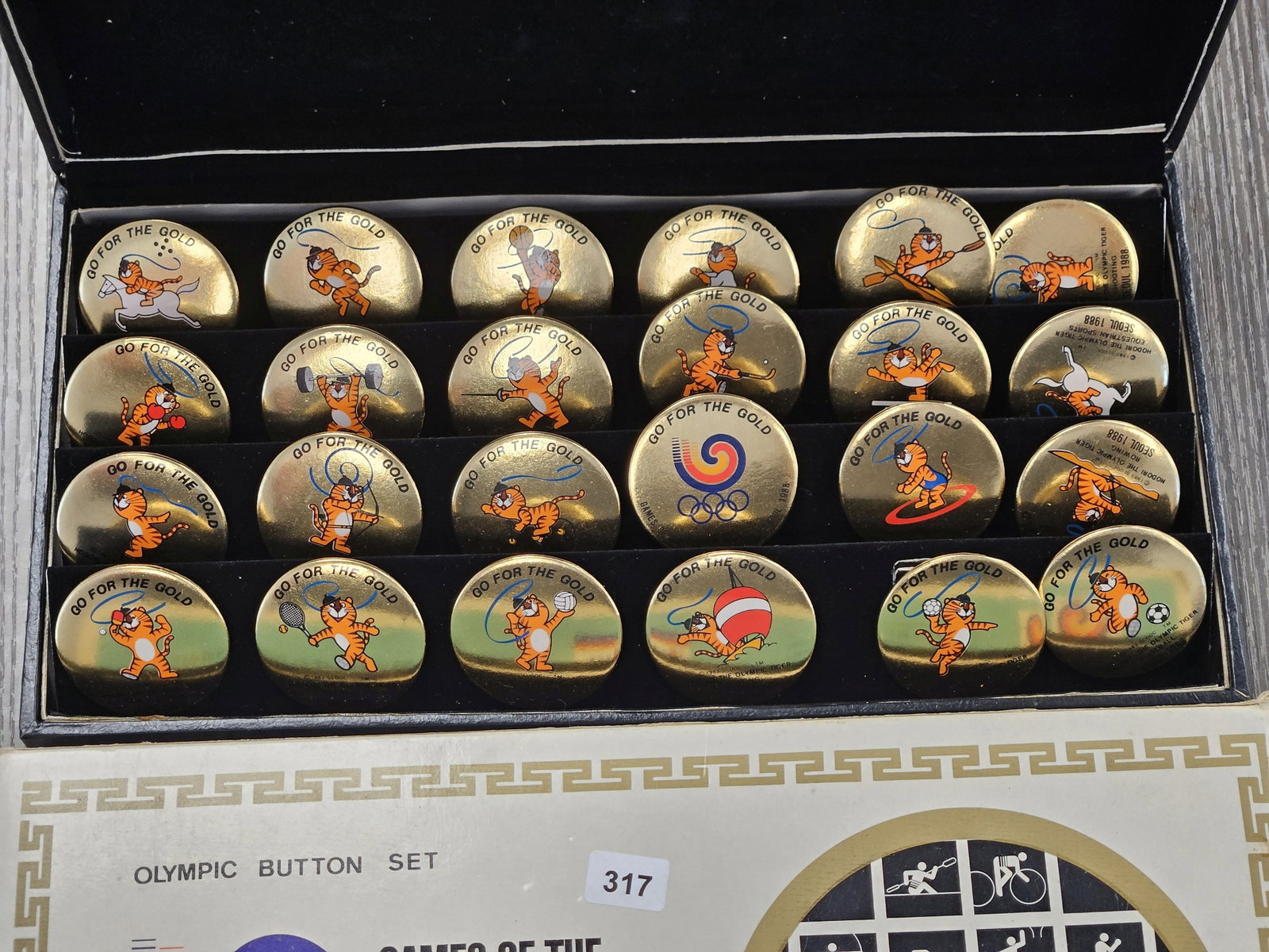 KOREAN OLYMPIC BUTTON SET! - 2
