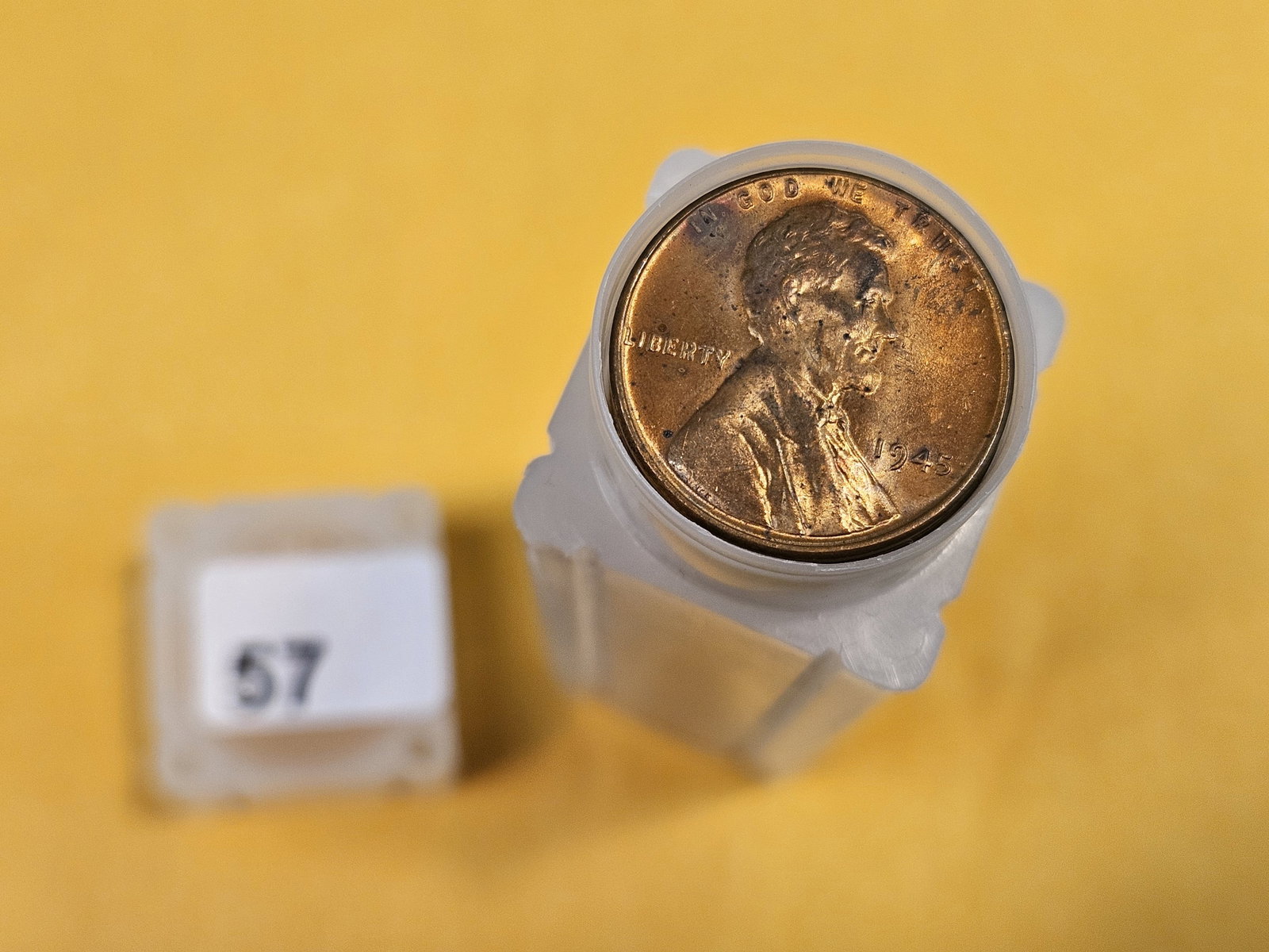 Brilliant Uncirculated Roll of 1945 Wheat cents: Top couple are Bright red. Rest Unchecked by us
