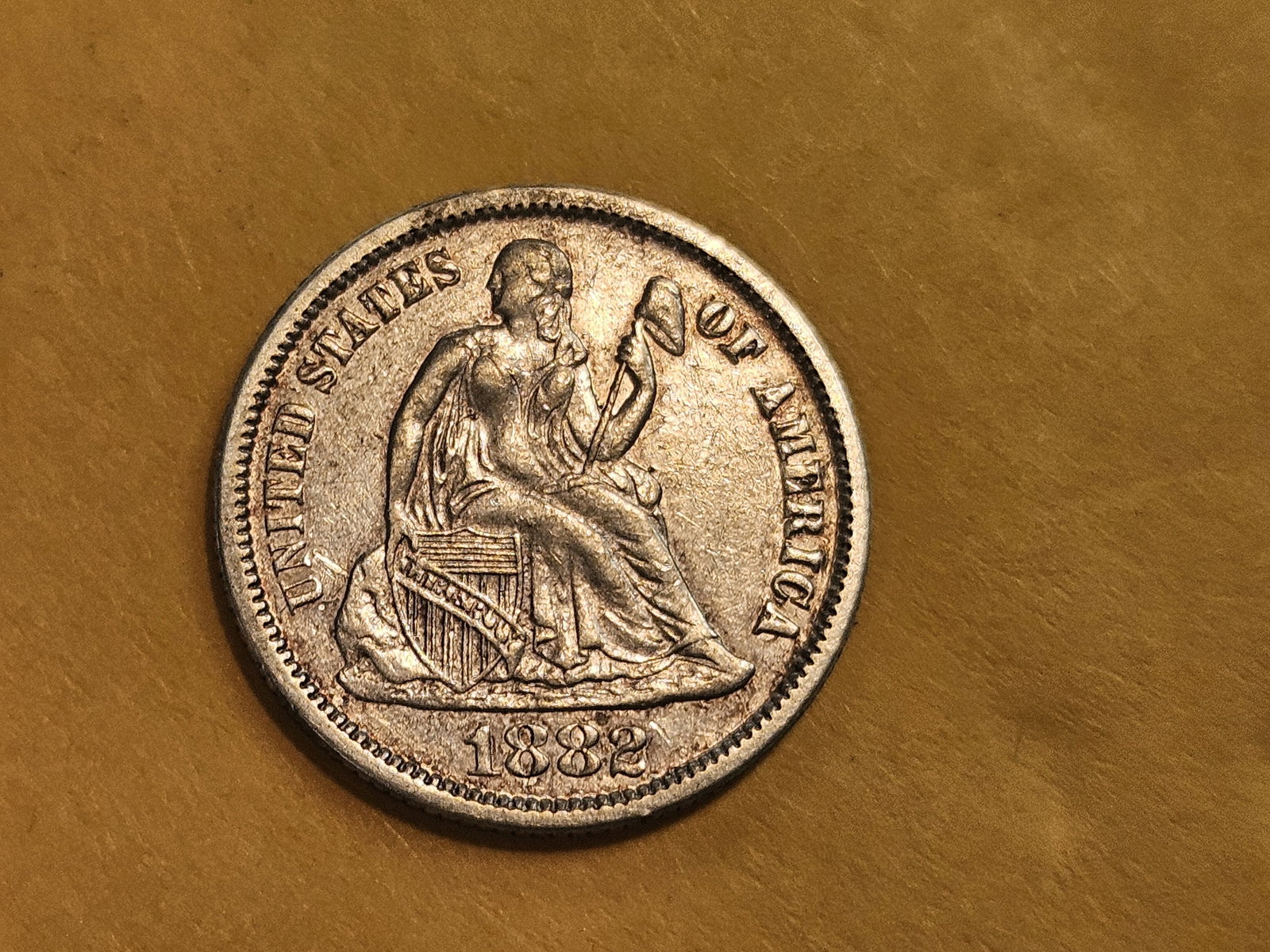 1882 Seated Liberty silver dime in Extra Fine - 4