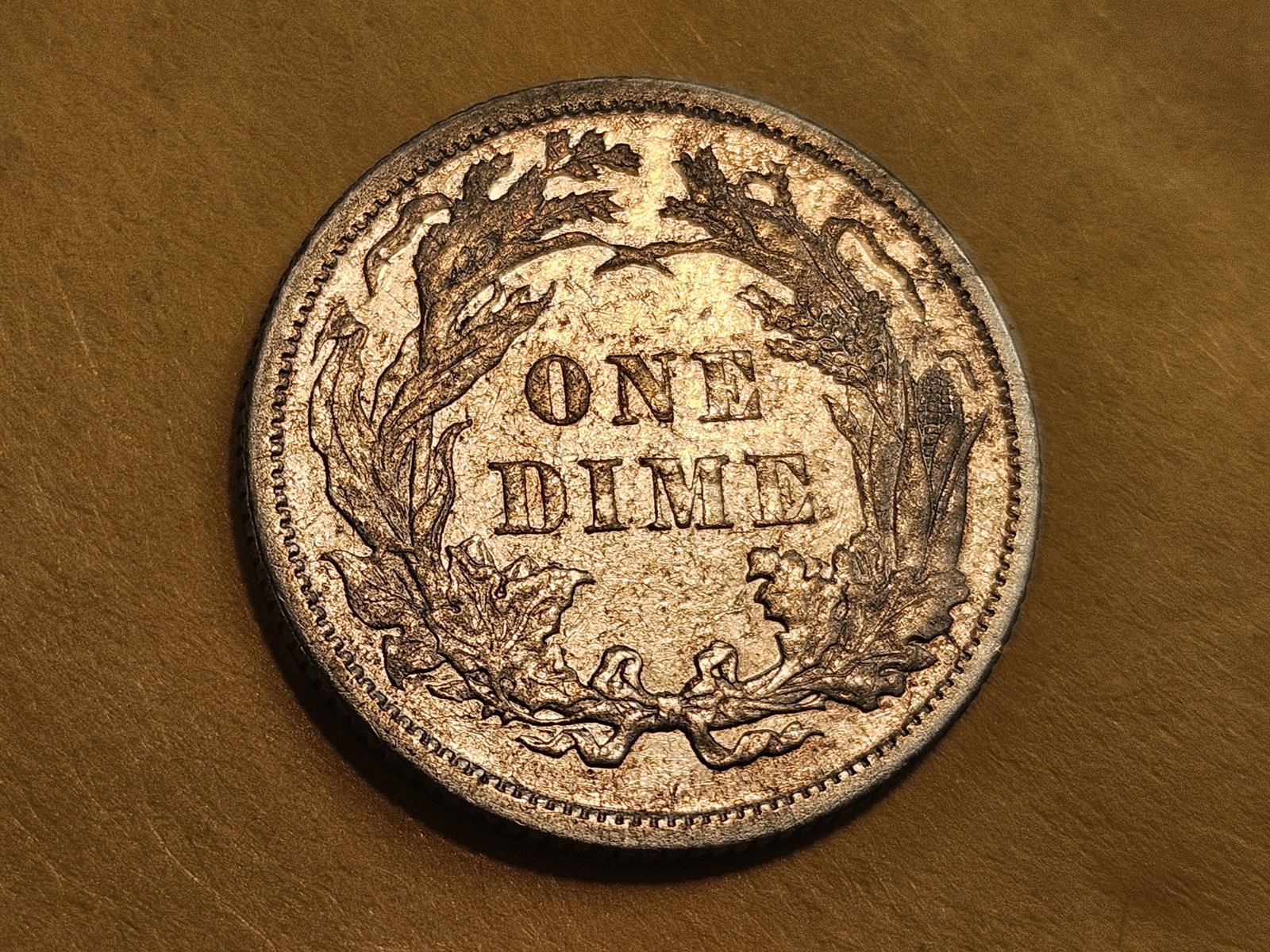 1882 Seated Liberty silver dime in Extra Fine - 7