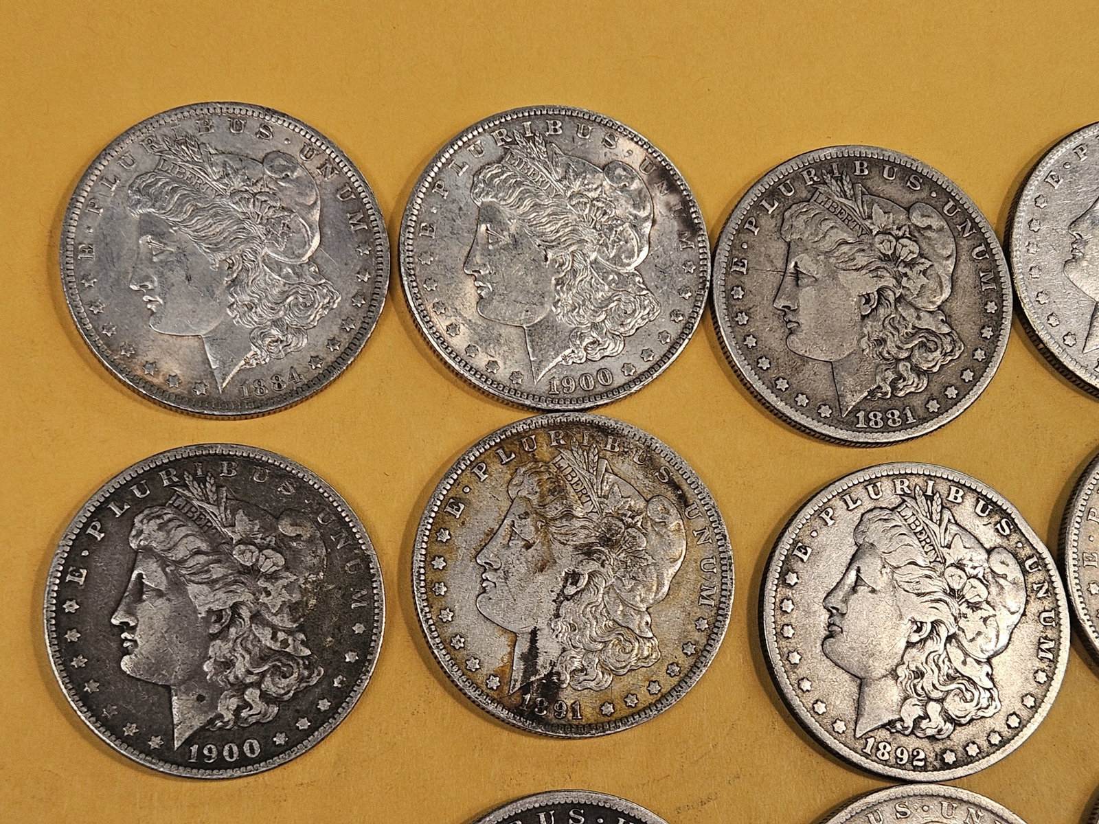 ** FULL ROLL ** Twenty Morgan Silver Dollars - 2