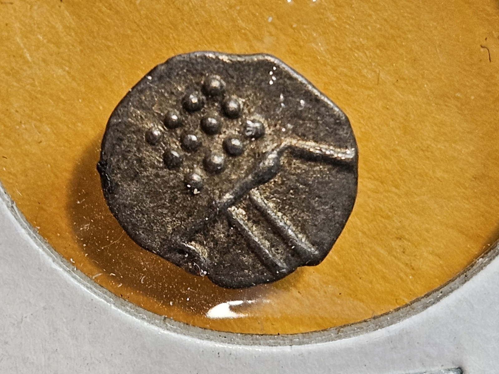 c. 1881 India Fanom in About Uncirculated plus - 2