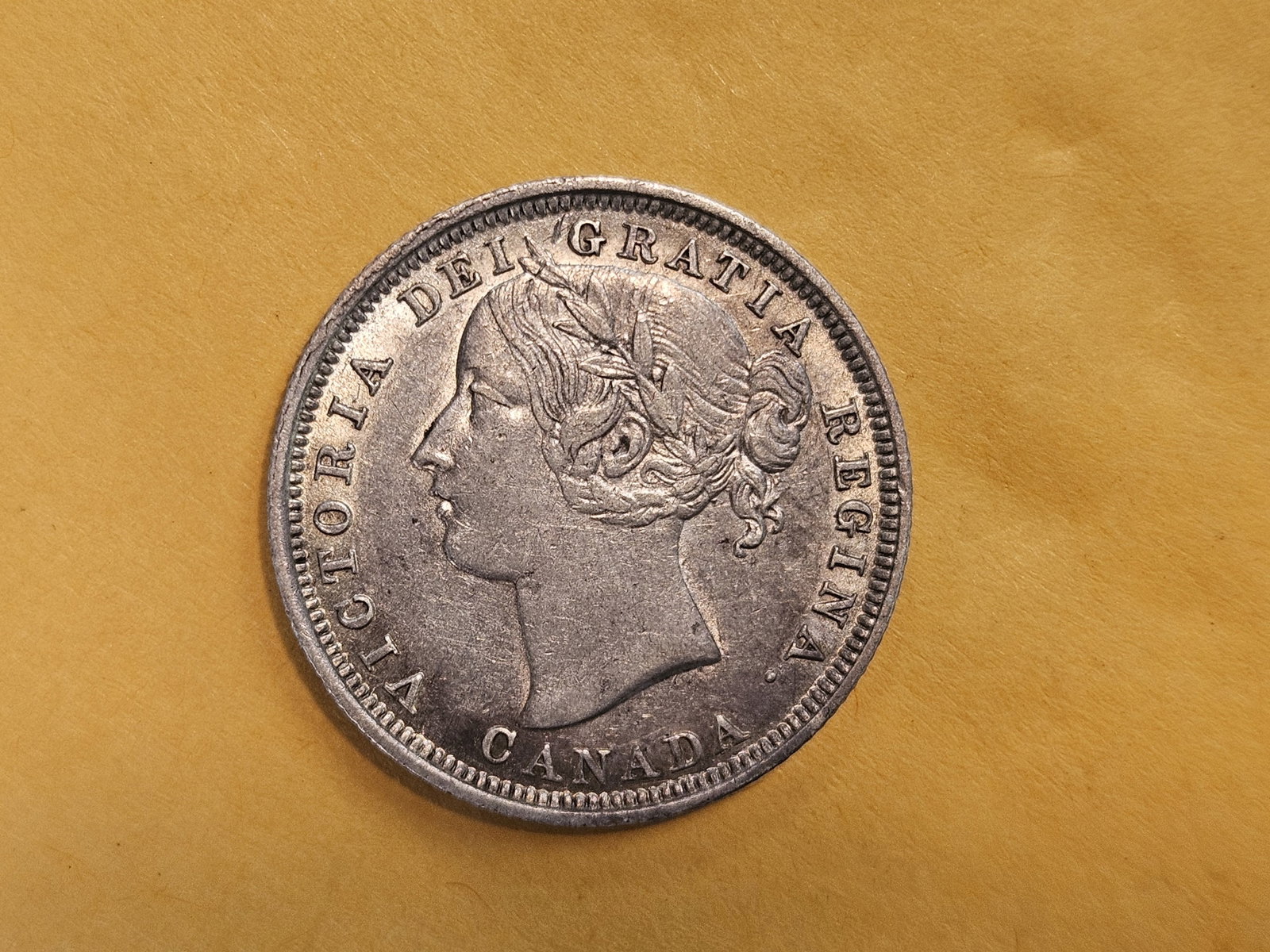 ** KEY DATE ** Bright 1858 Canada Silver 20 Cents in Extra Fine plus - 8