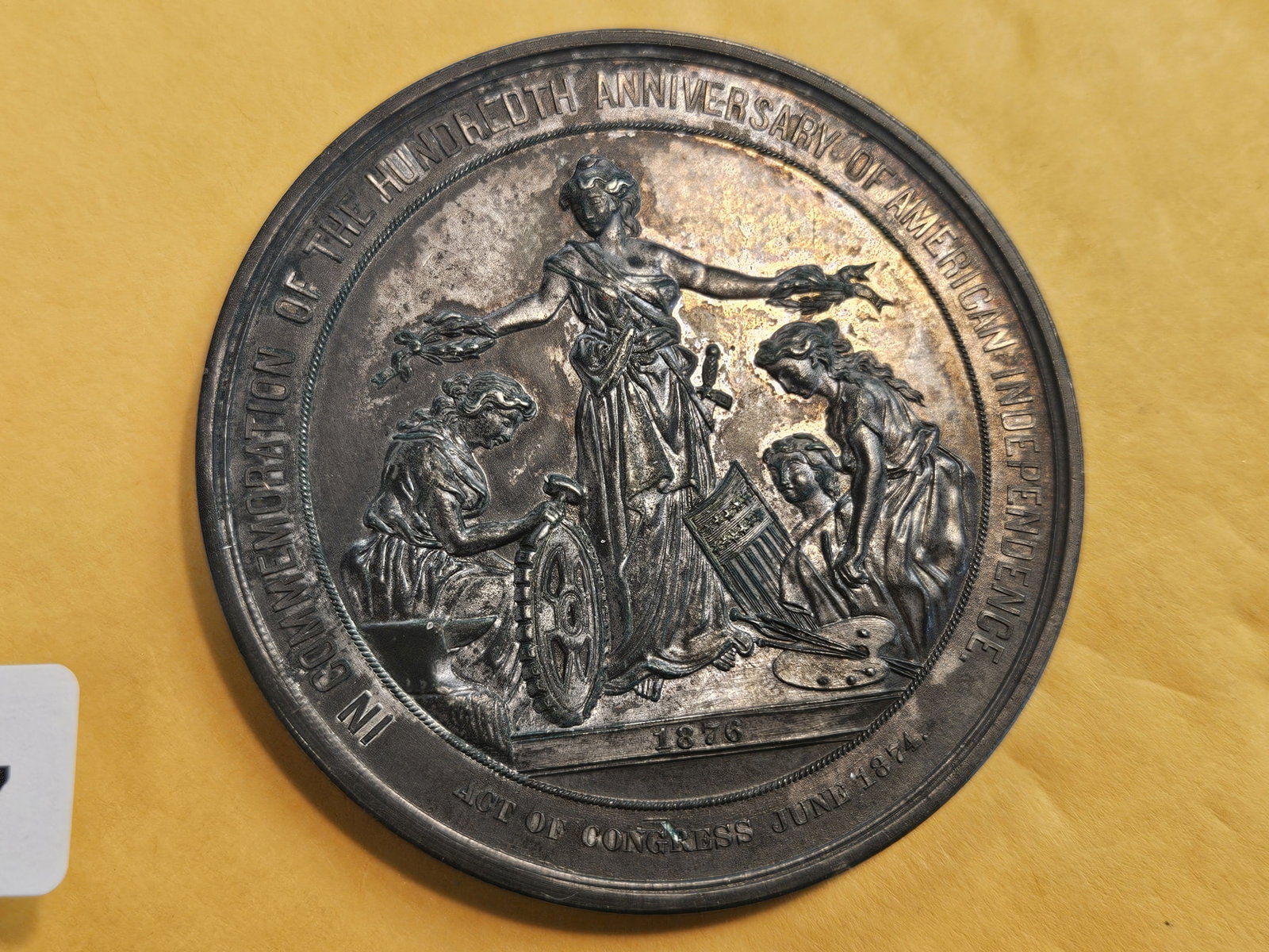 Super Interesting 1876 100th Anniversary of American Independence Medal: Rare piece. Weighs 76.6 grams. Has been engraved on the reverse