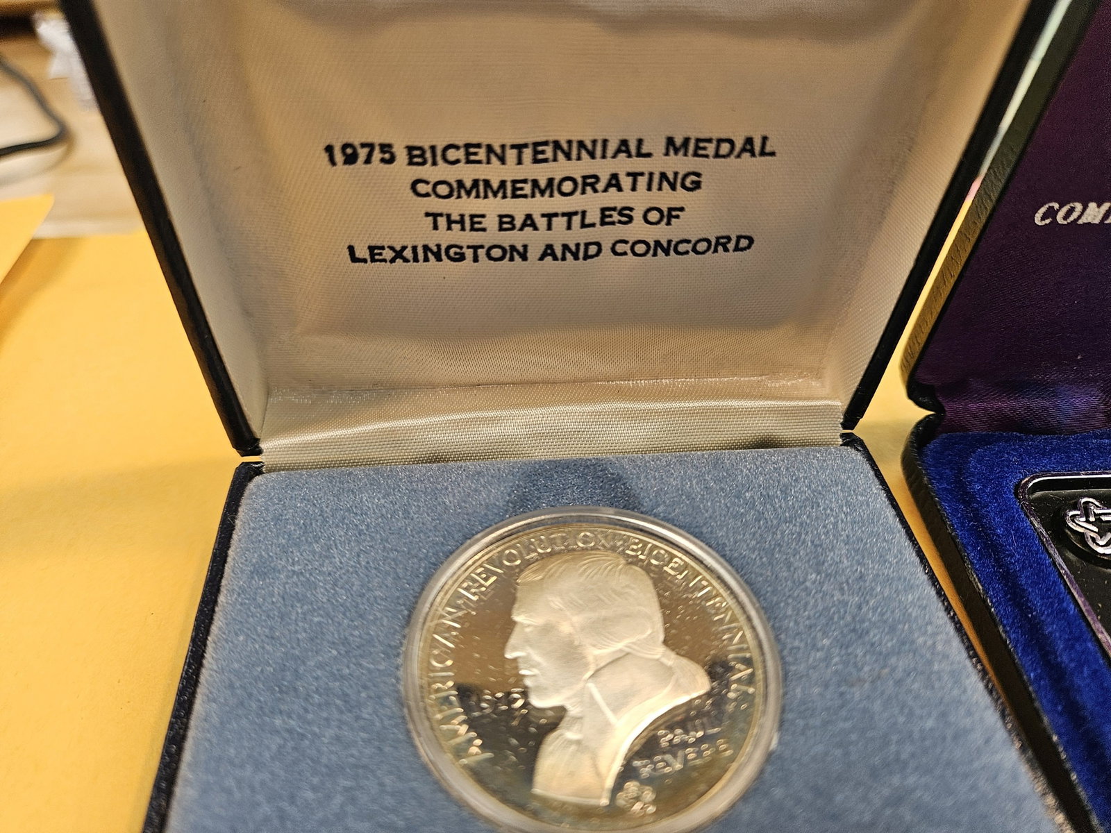1973 and 1975 Bicentennial Sterling Silver Proof Medals - 3