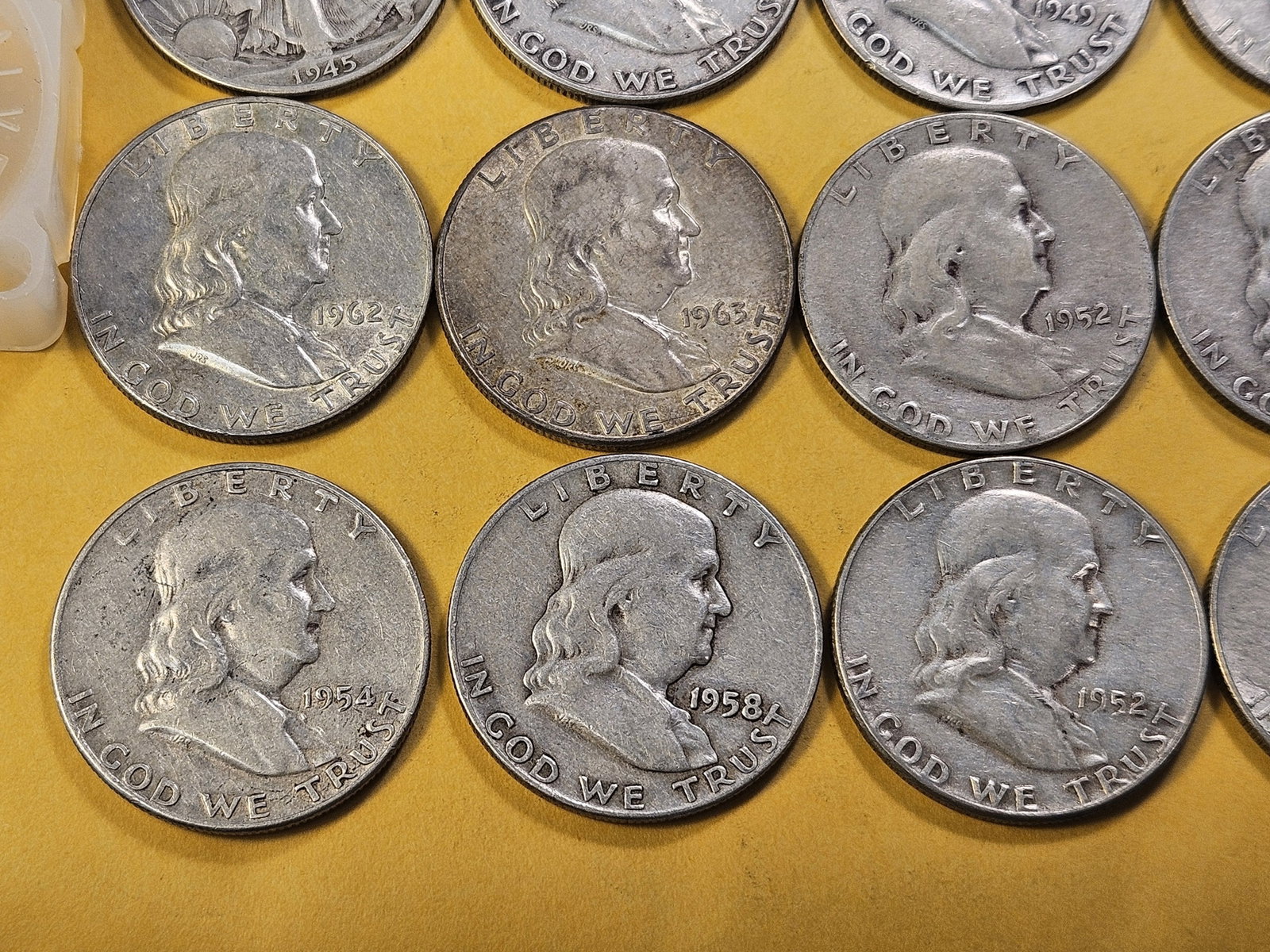 Full Roll! Twenty US Silver Half Dollars - 4