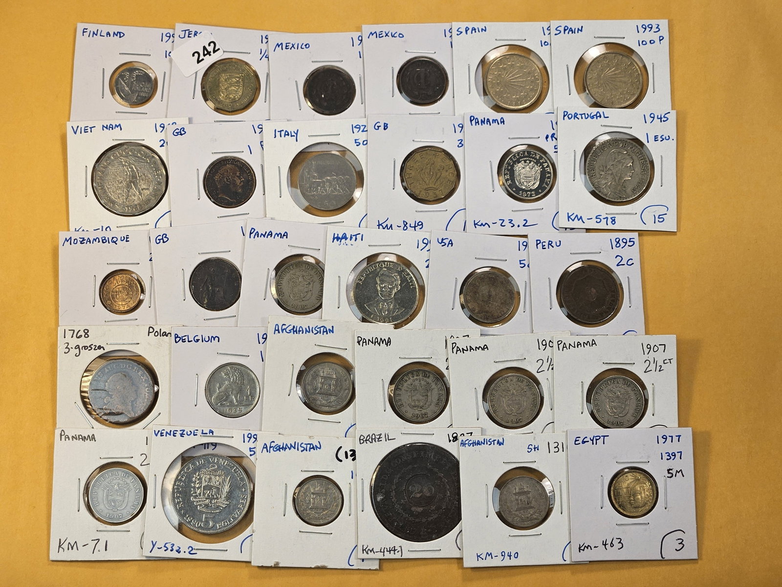 Thirty Mixed World Coins: Including Coins from Italy, Spain, Mexico, Belgium, Panama and more!