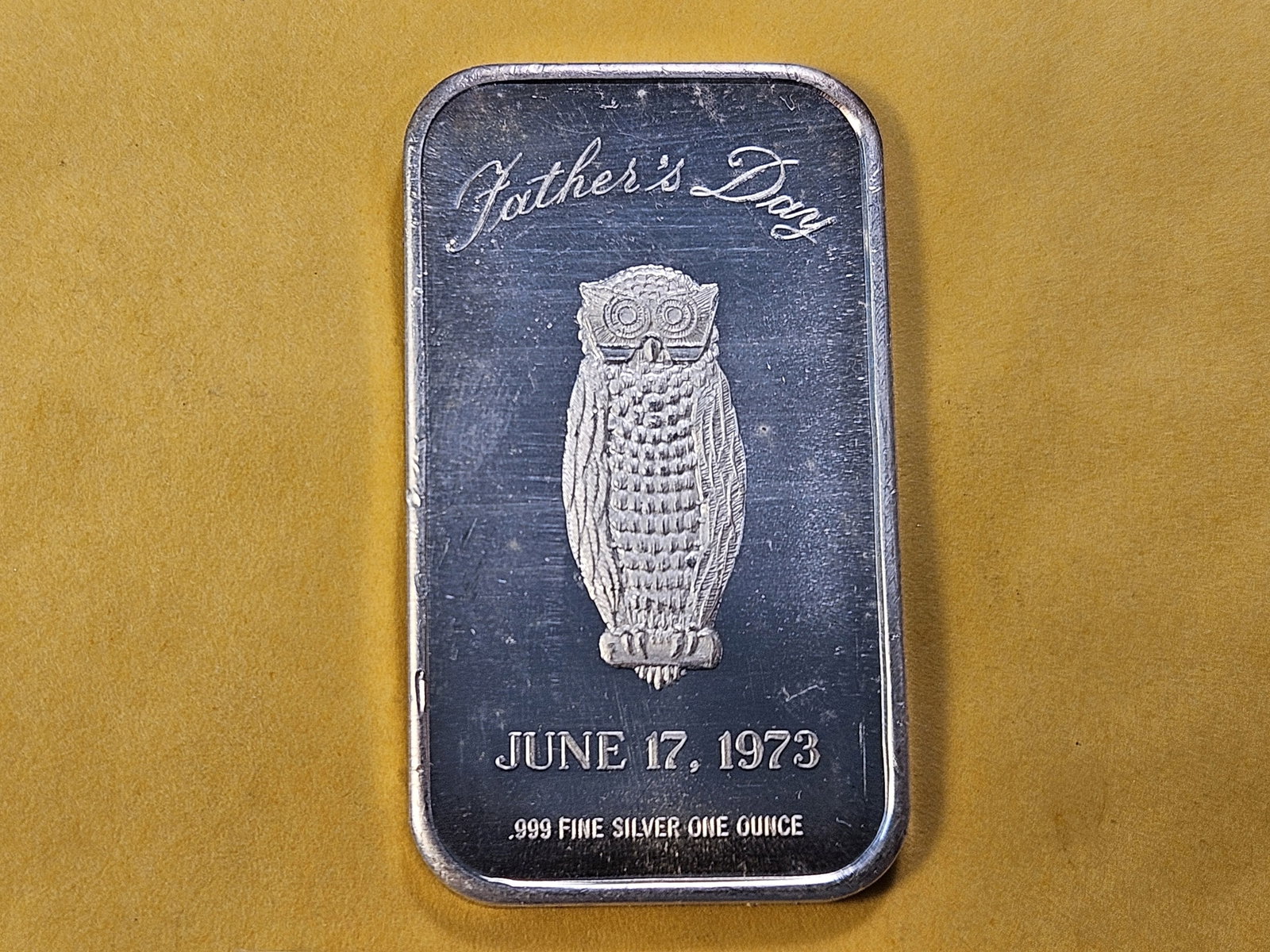 One Troy Ounce .999 Fine Silver Bar: Fathers Day 1973