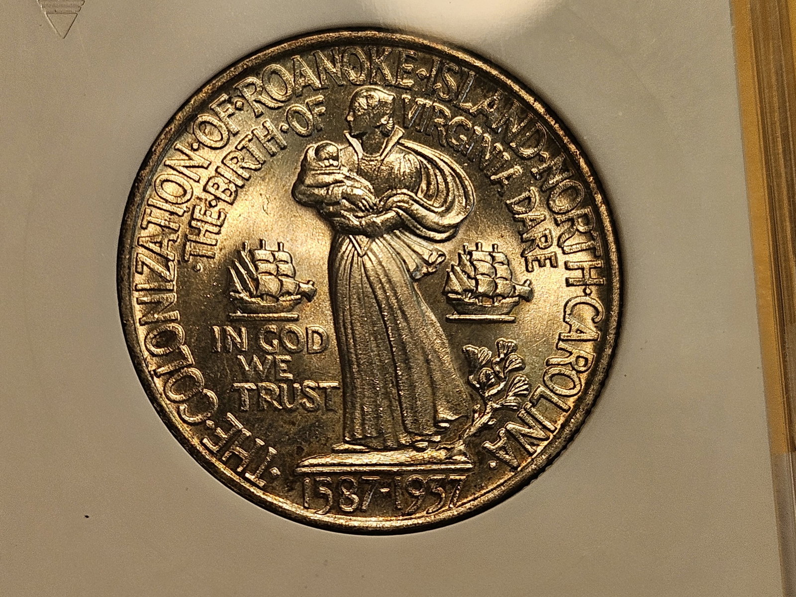 GEM! ANACS 1937 Roanoke Commemorative Silver Half Dollar in Mint State 65 - 10
