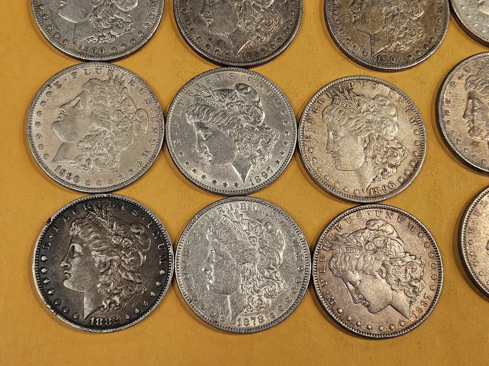 ** FULL ROLL ** Twenty Morgan Silver Dollars - 4