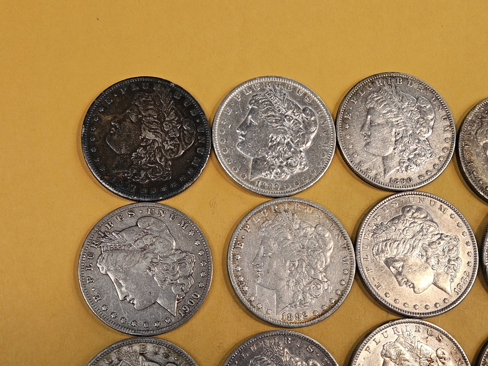 ** FULL ROLL ** Twenty Morgan Silver Dollars - 2