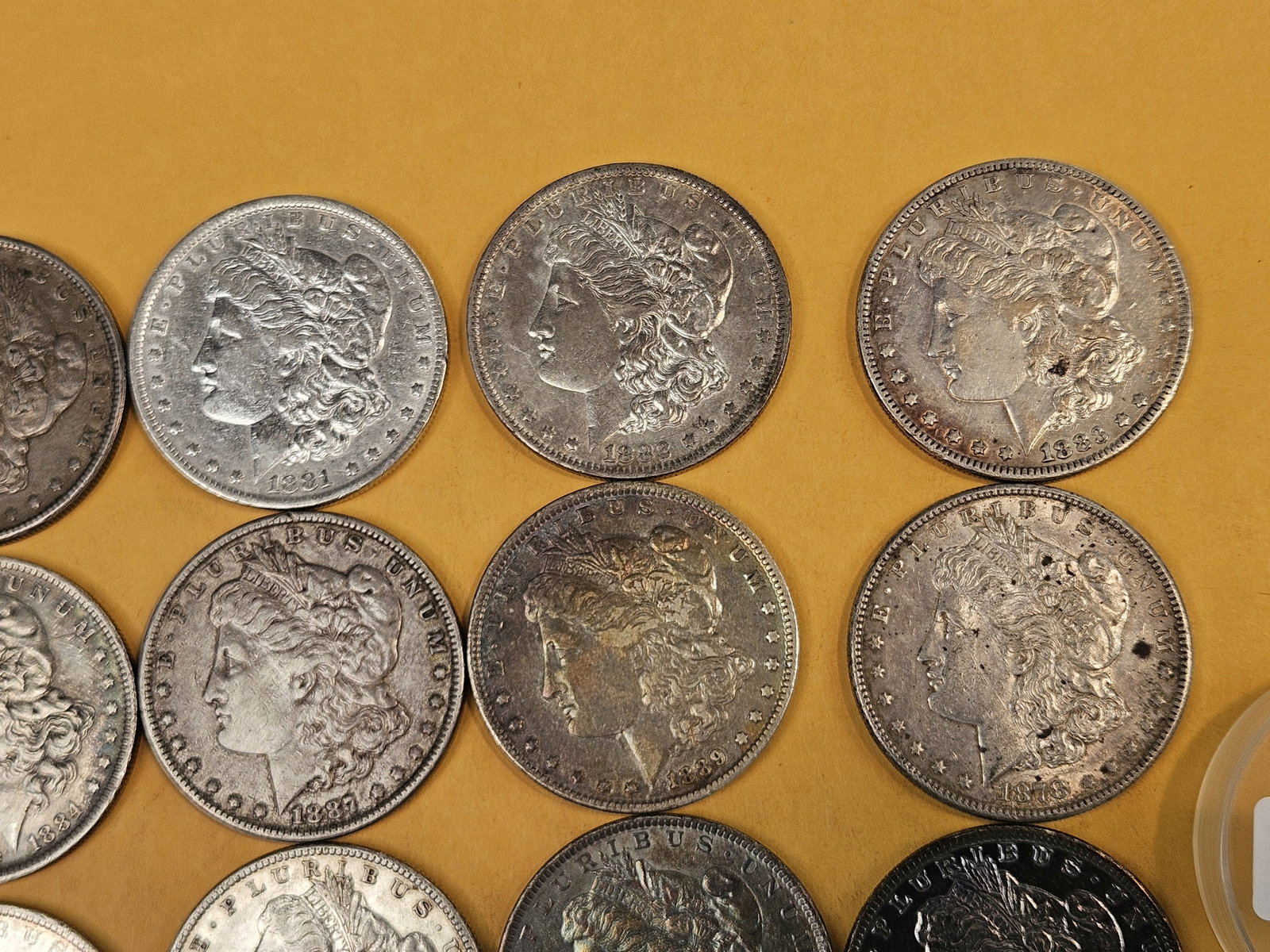 ** FULL ROLL ** Twenty Morgan Silver Dollars - 3
