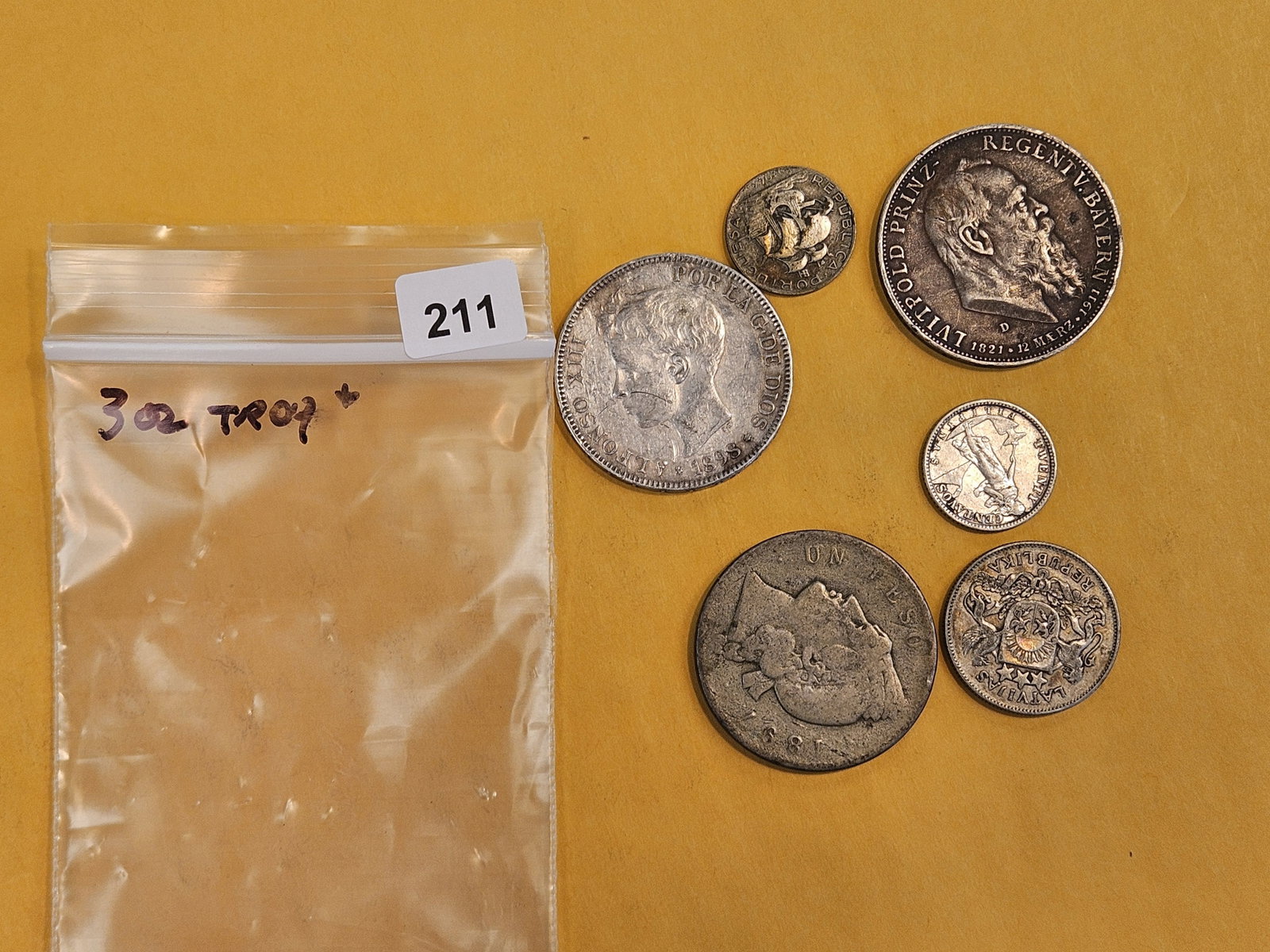 Lil Silver World coin mix (1 of 3)