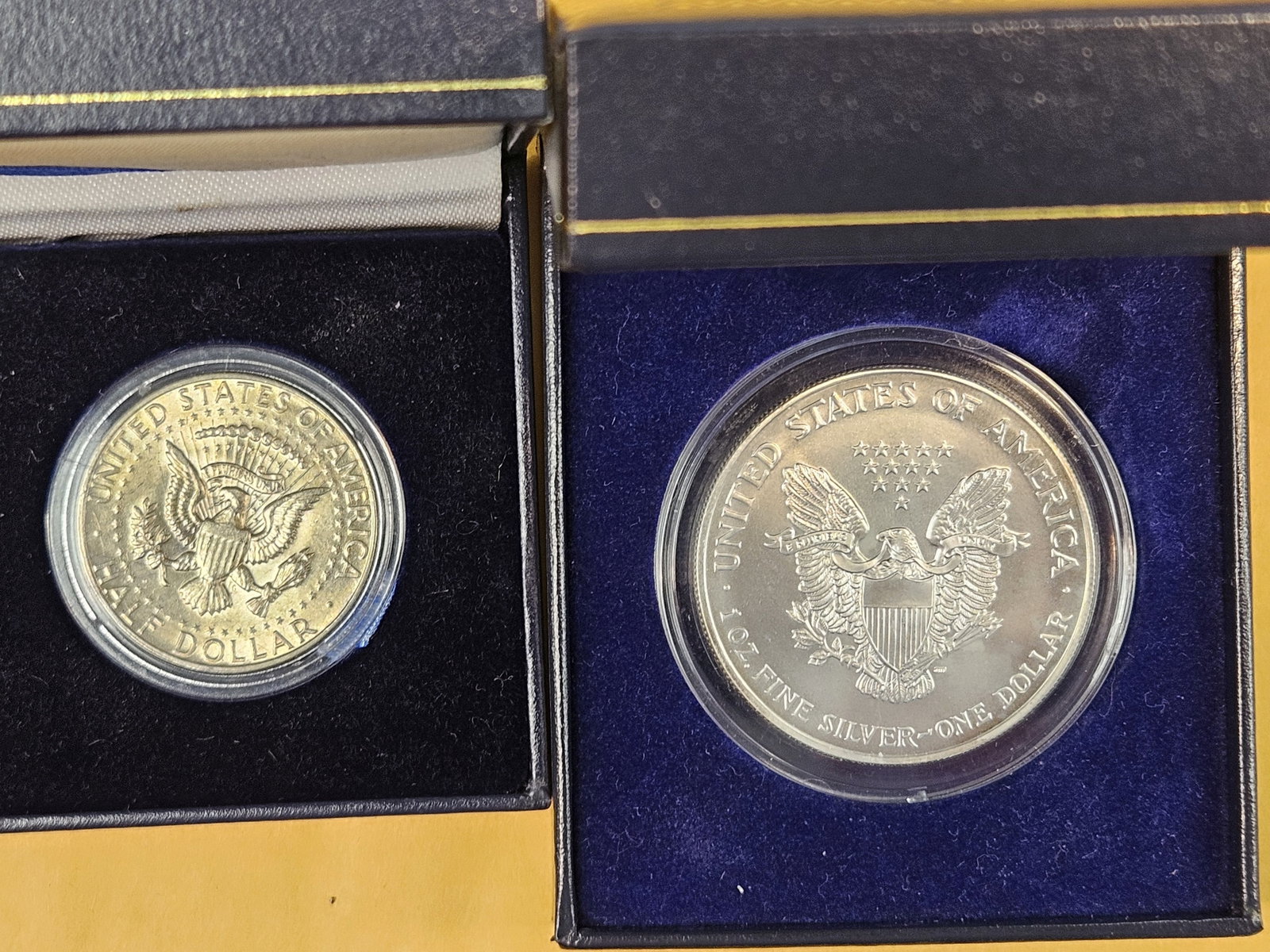 Two Colorized Silver US Coins - 4