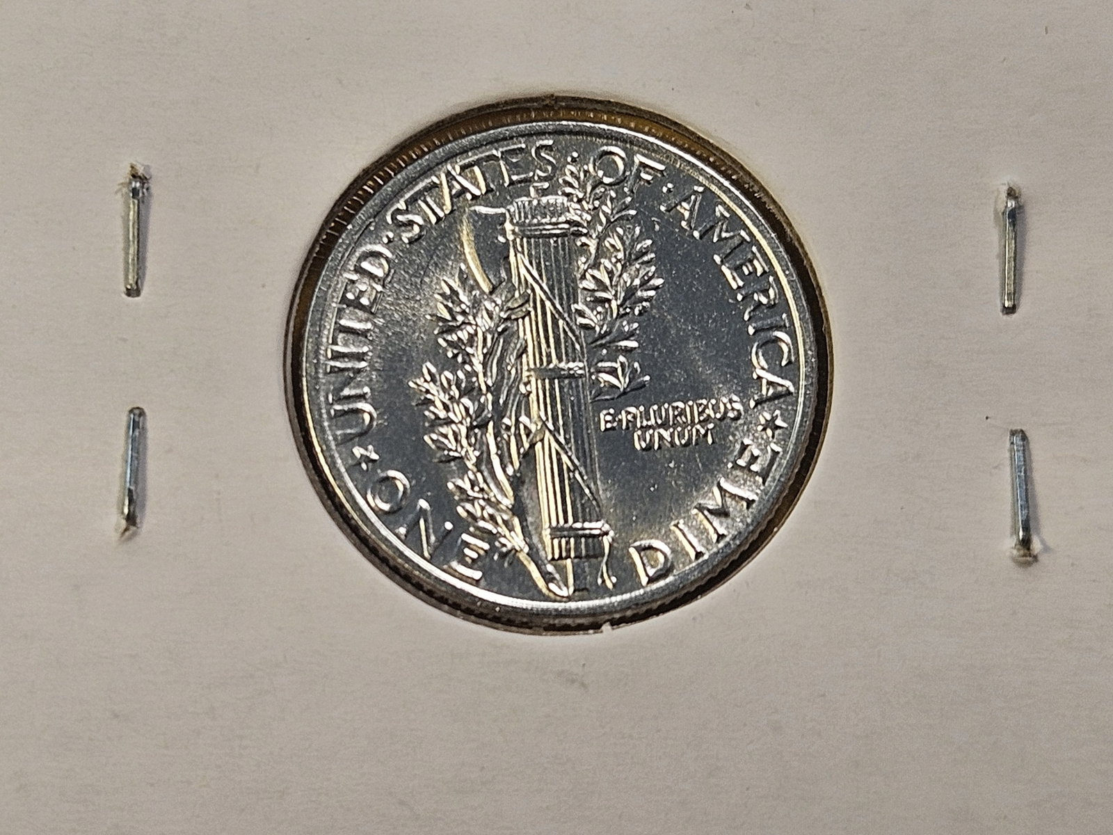 Five About Uncirculated to Brilliant Uncirculated Mercury Silver Dimes - 9