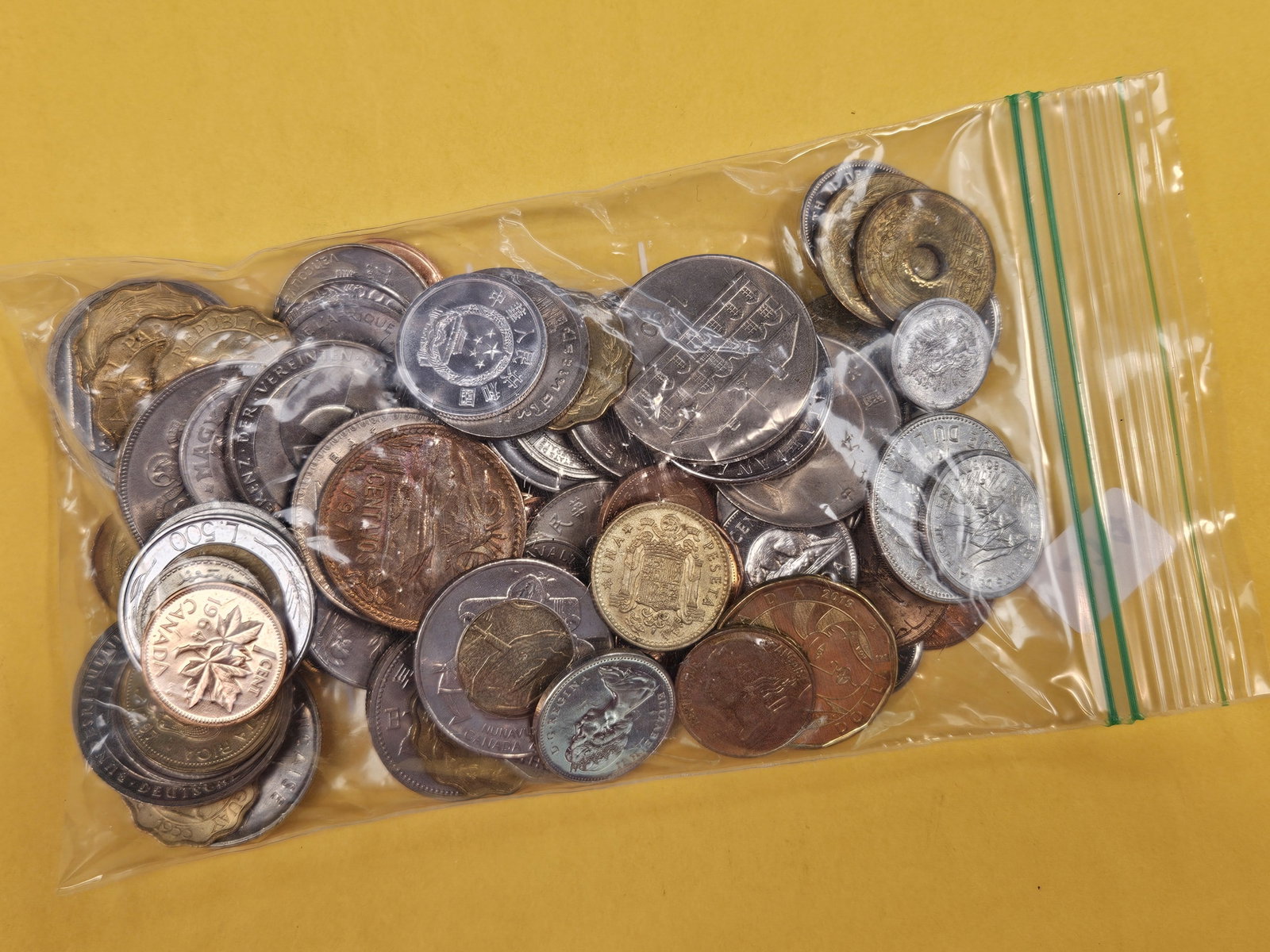 One Pound of Brilliant Uncirculated, mixed, World Coins - 2