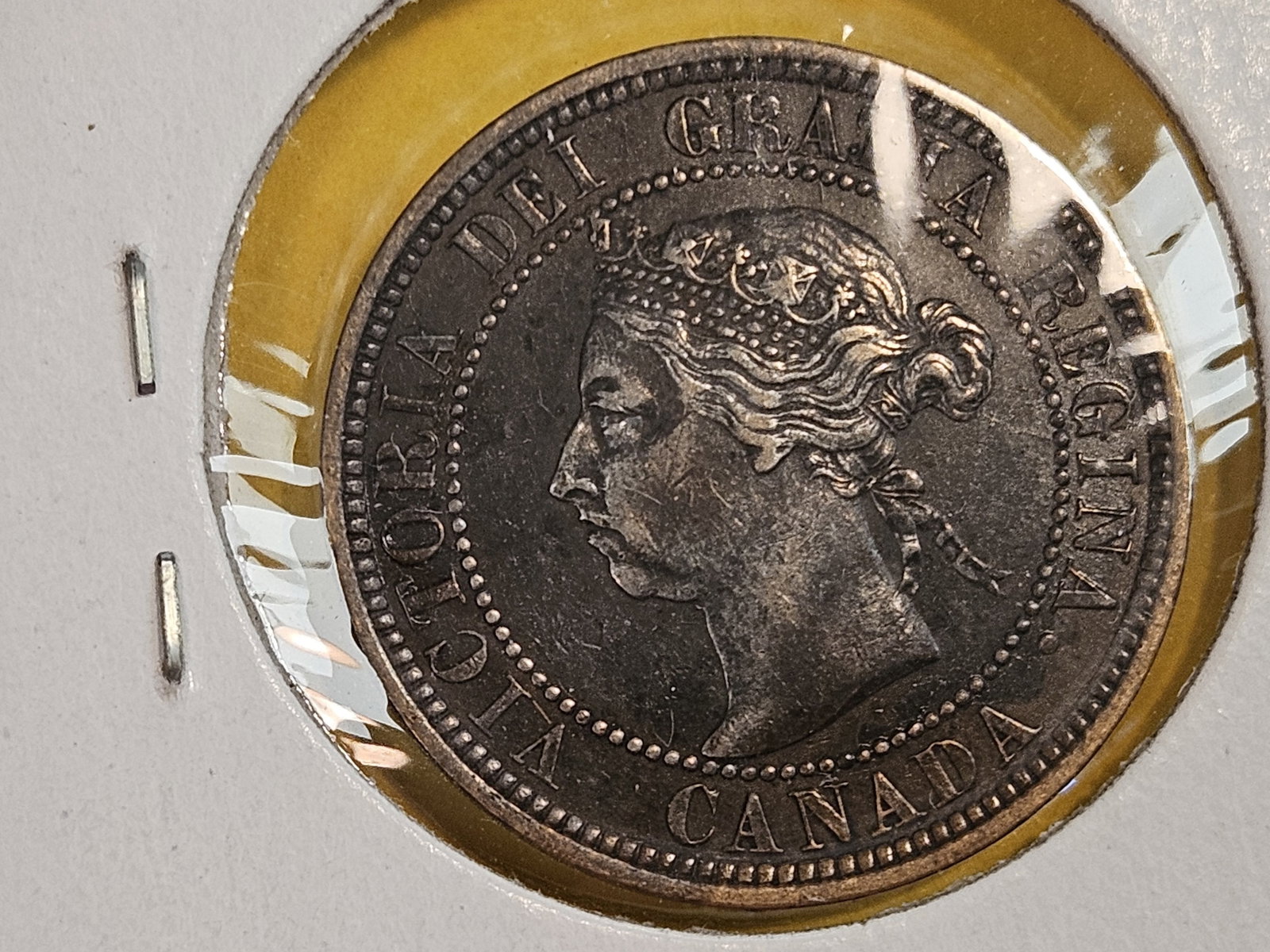 Seven random, mixed World coins - 9