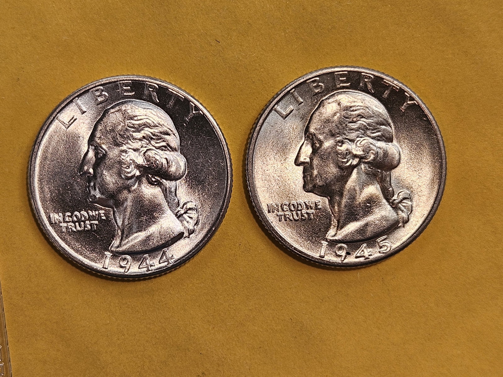Two GEM Brilliant Uncirculated silver Washington Quarters (1 of 5)