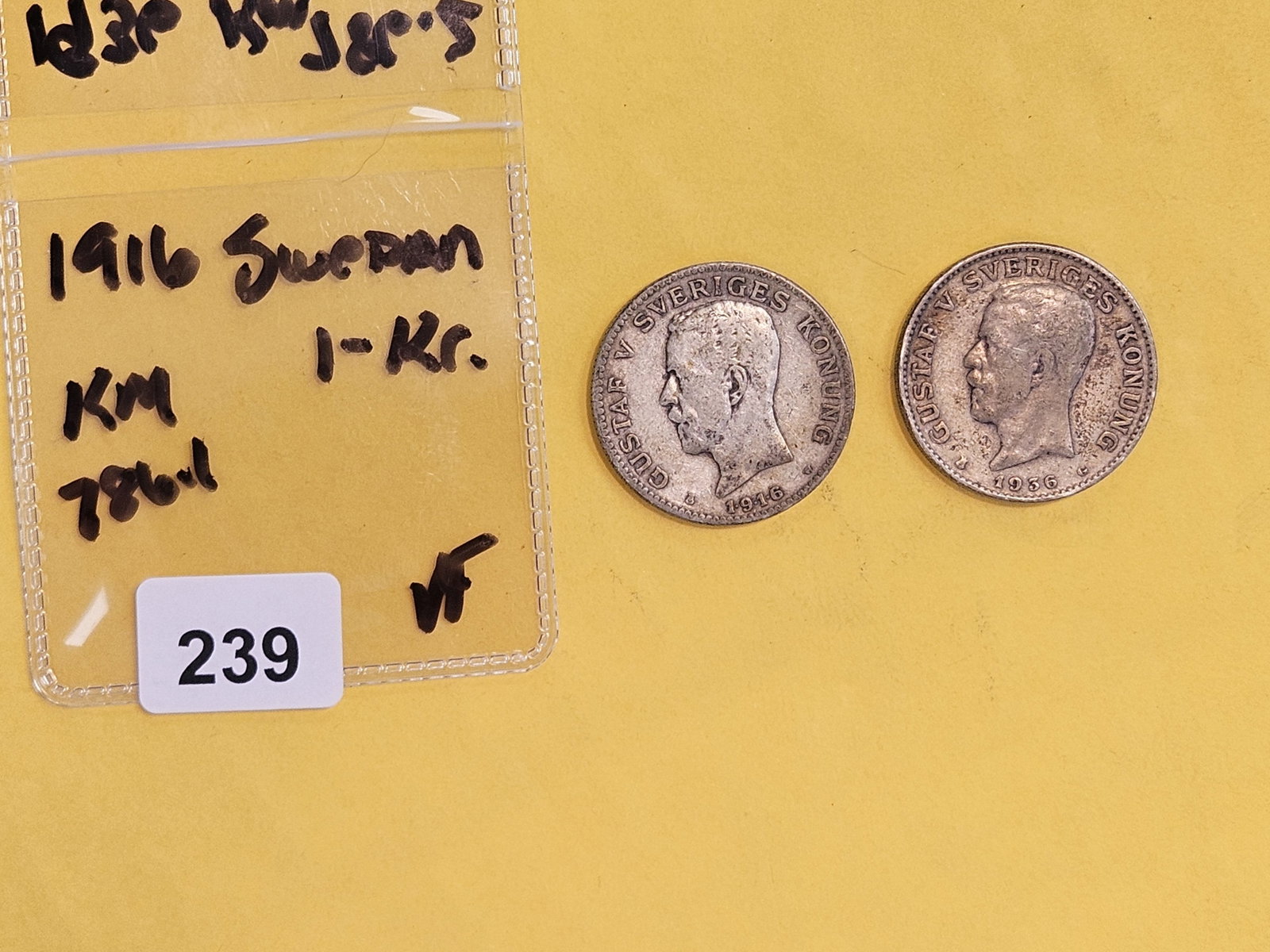 1916 and 1936 Sweden silver 1 Kroner in Very Fine - 2
