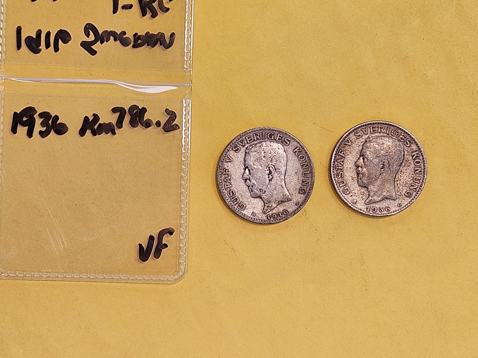 1916 and 1936 Sweden silver 1 Kroner in Very Fine - 3