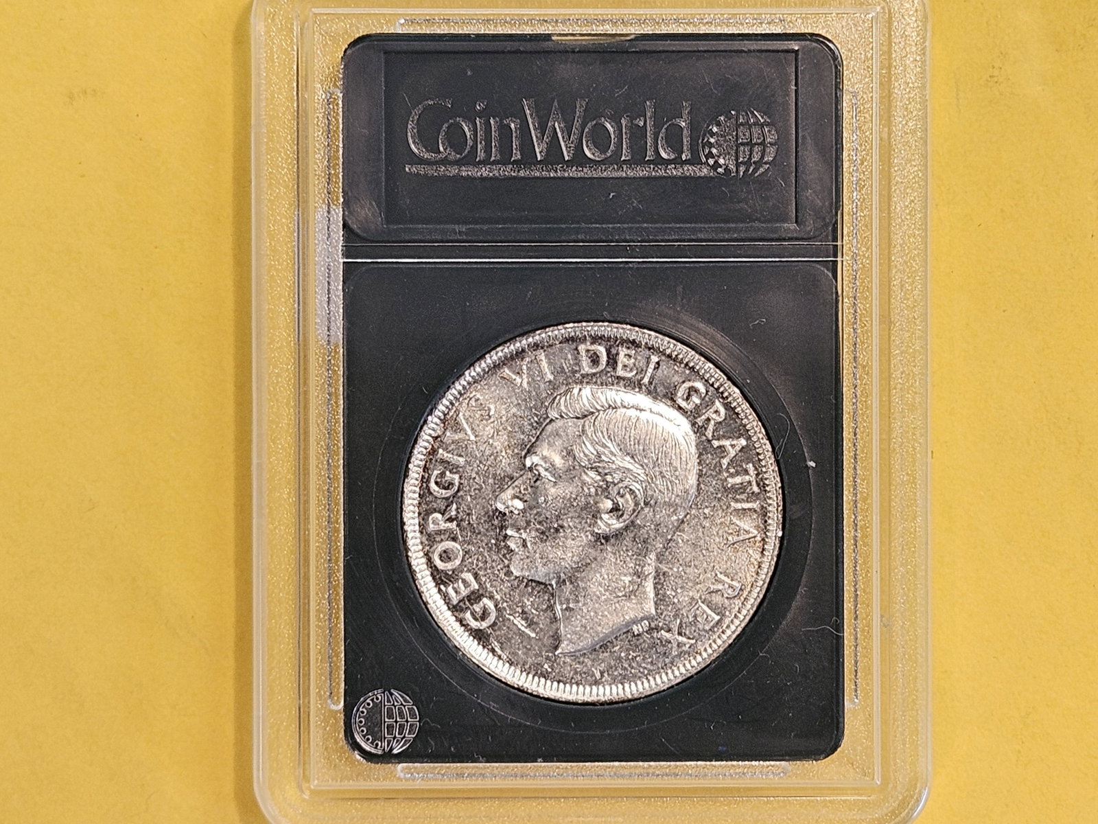 Brilliant AU-BU 1950 Canada Silver Dollar - 5