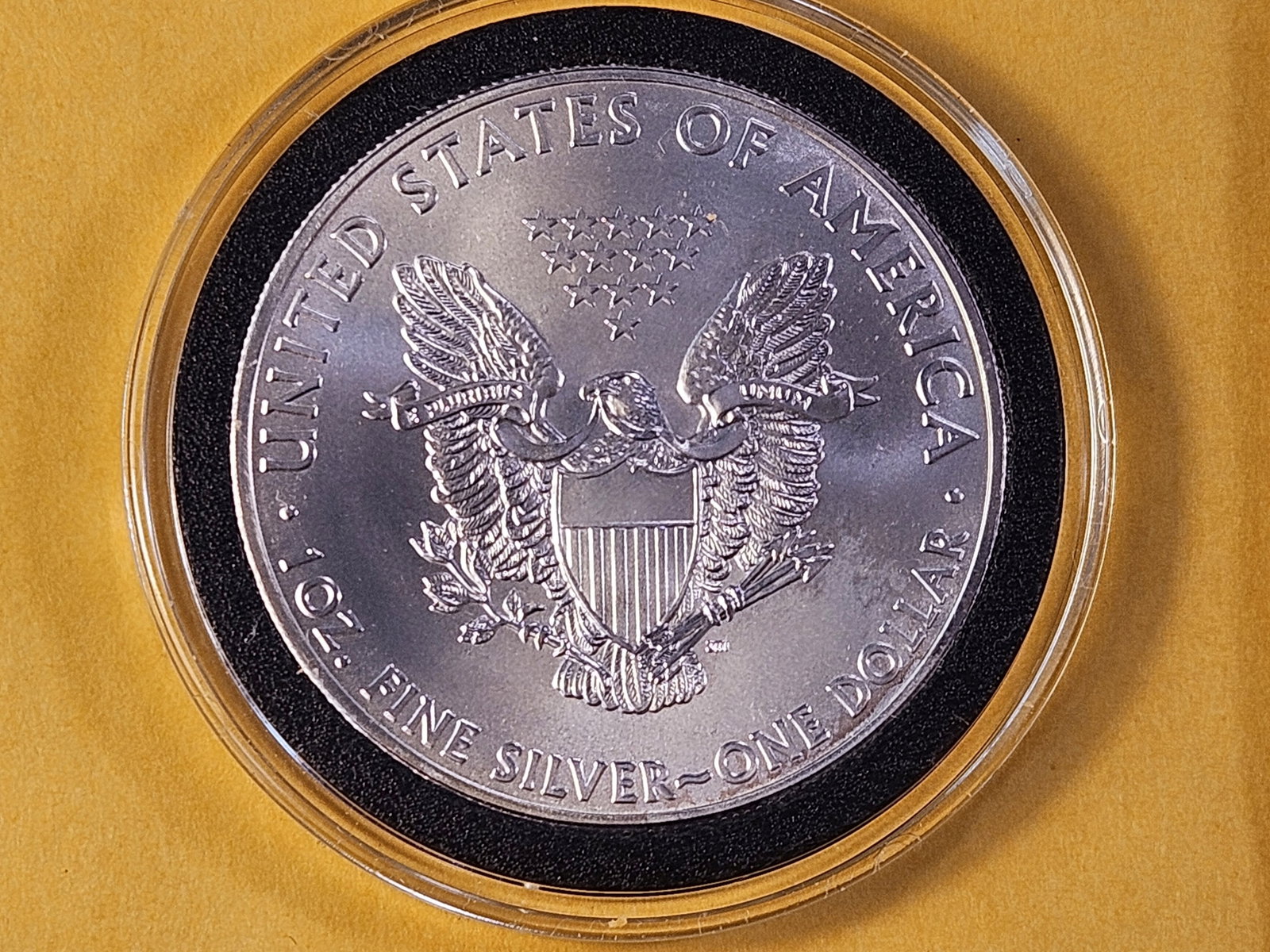 GEM Brilliant Uncirculated 2015 American Silver Eagle - 4