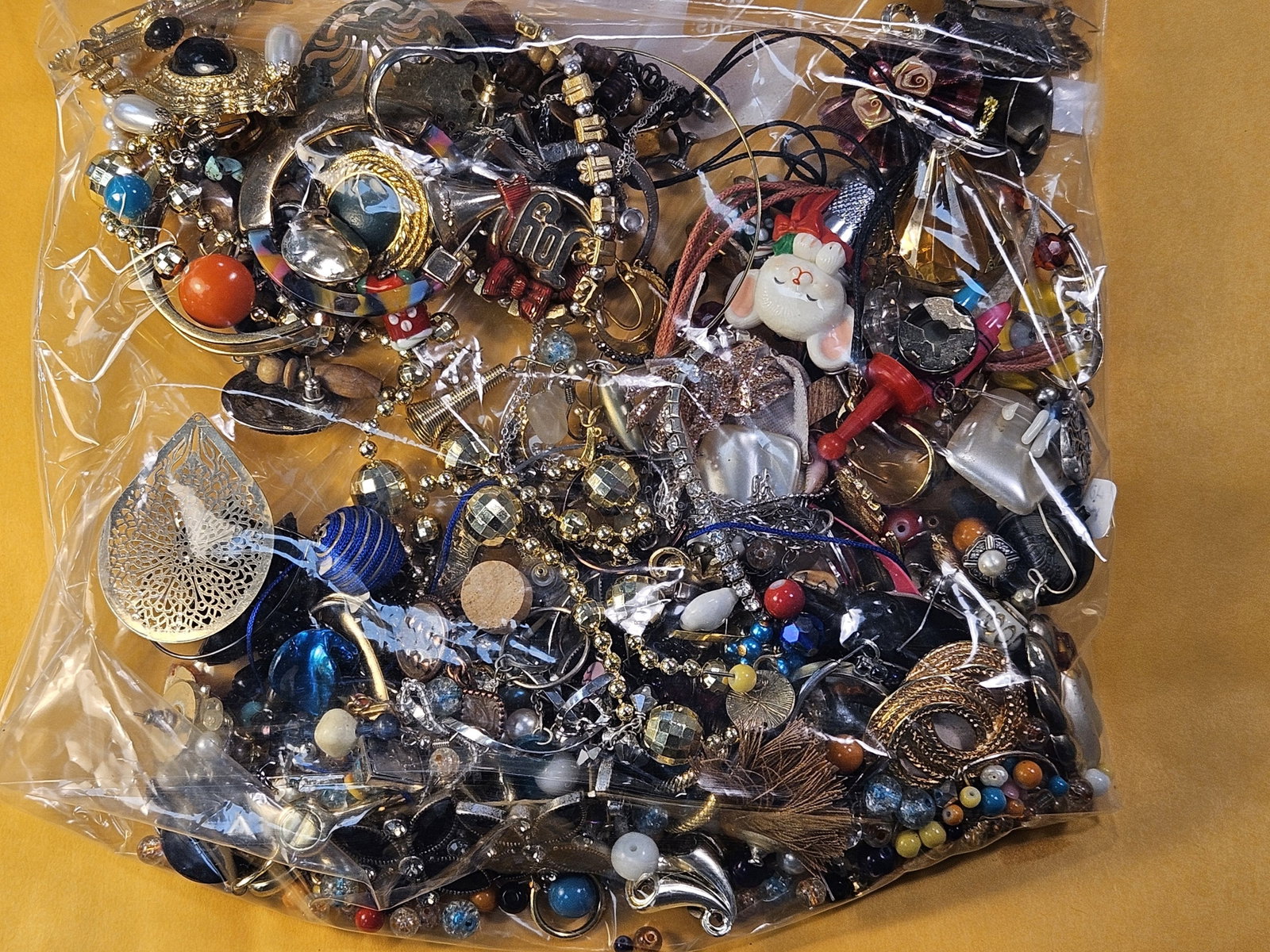 Gallon Bag of JEWELRY! - 4