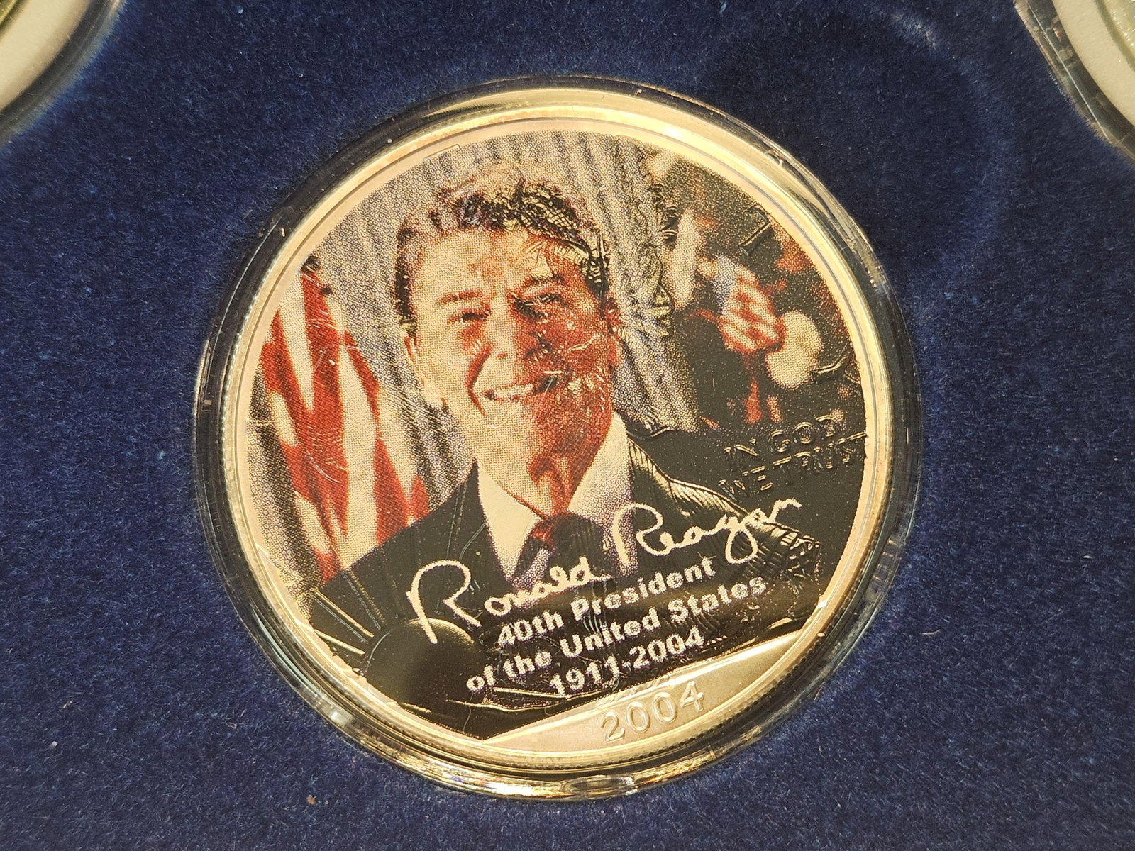 Ronald Regan Commemorative Silver Eagle and Medal Set - 4