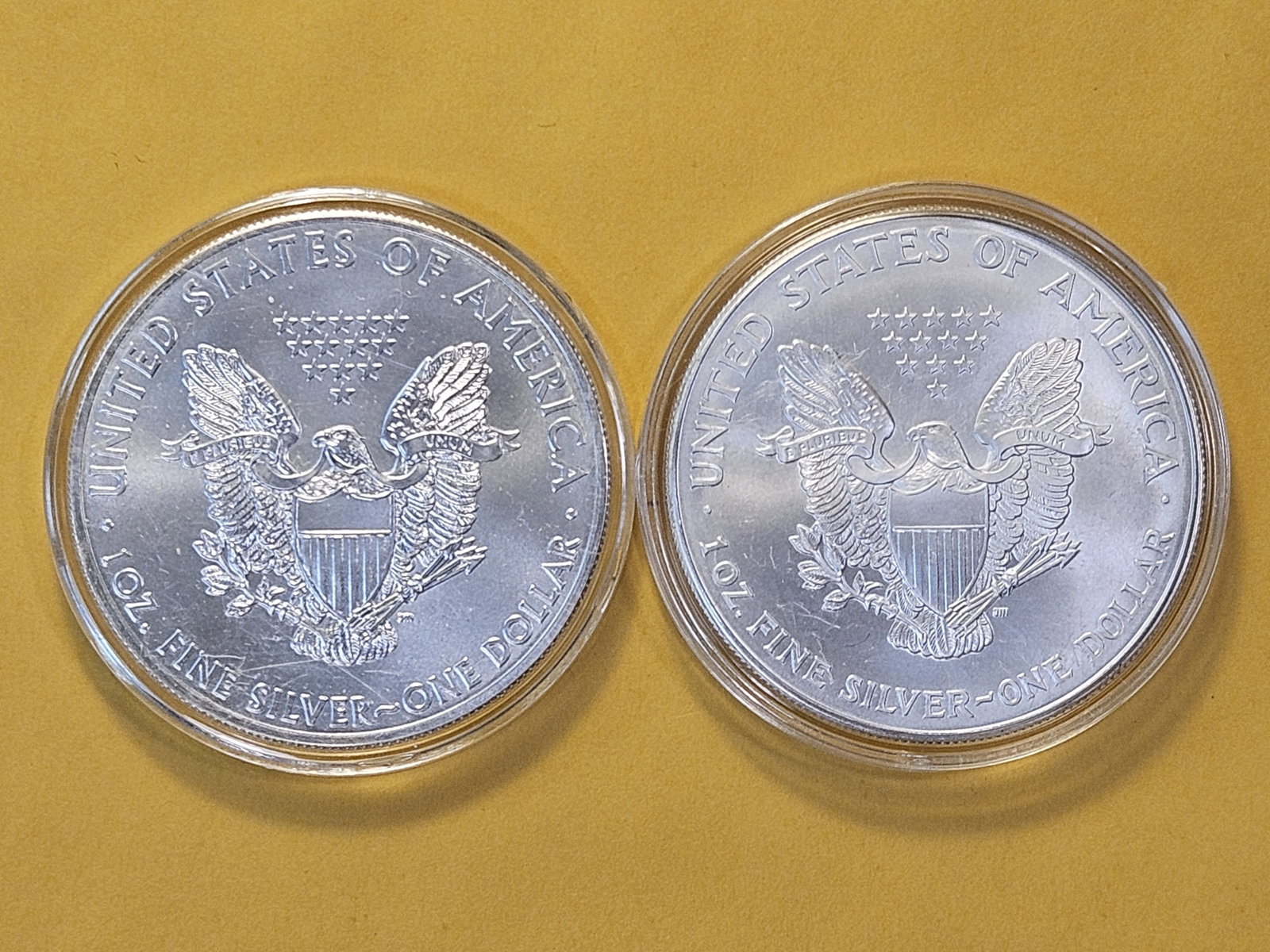 Two GEM Brilliant Uncirculated American Silver Eagles - 4
