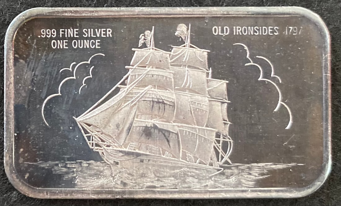 .999 Fine Silver Old Ironsides 1797 One Oz (1 of 2)
