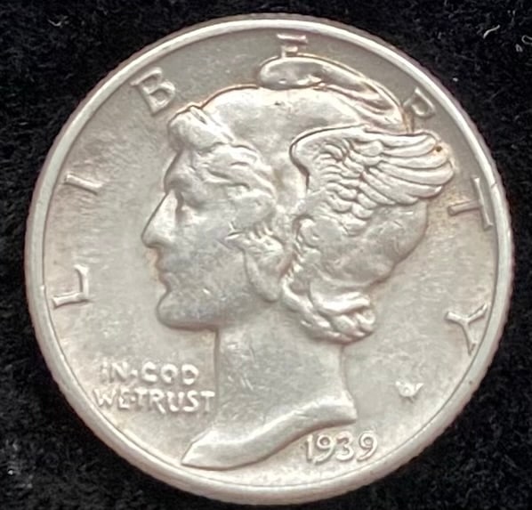 1939 Mercury Silver Dime (1 of 2)