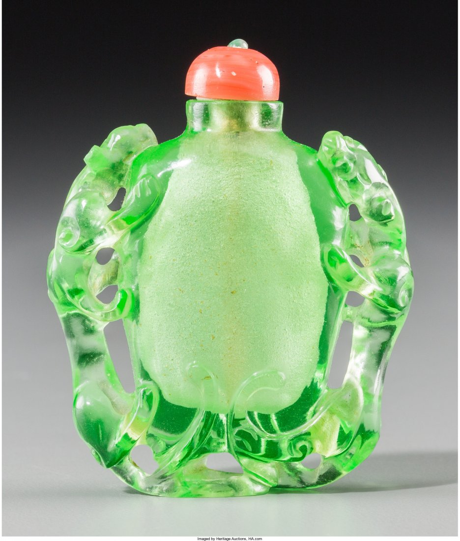 A Fine Chinese Emerald Green Glass Snuff Bottle (1 of 2)