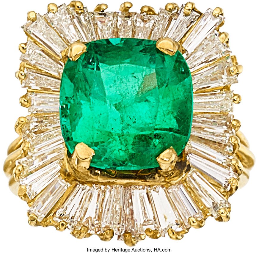 Colombian Emerald, Diamond, Gold Ring  The ring (1 of 3)