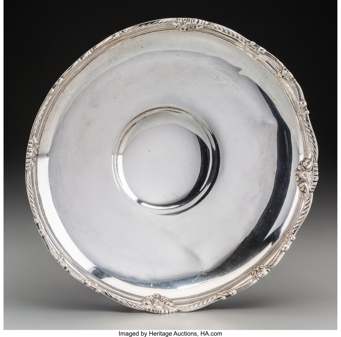 An American Silver Low Bowl, 20th century Marks:: An American Silver Low Bowl, 20th century Marks: STERLING, 7521/201 2-1/2 inches high