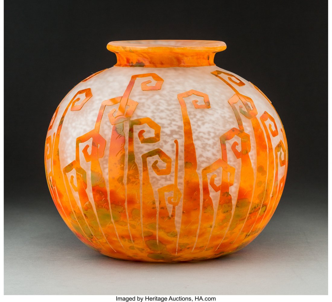 Schneider Le Verre Francais Glass Fougeres Vase: Schneider Le Verre Francais Glass Fougeres Vase