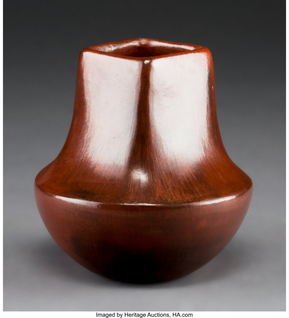 A Navajo Redware Jar Alice Cling  Provenance: Pr (1 of 2)