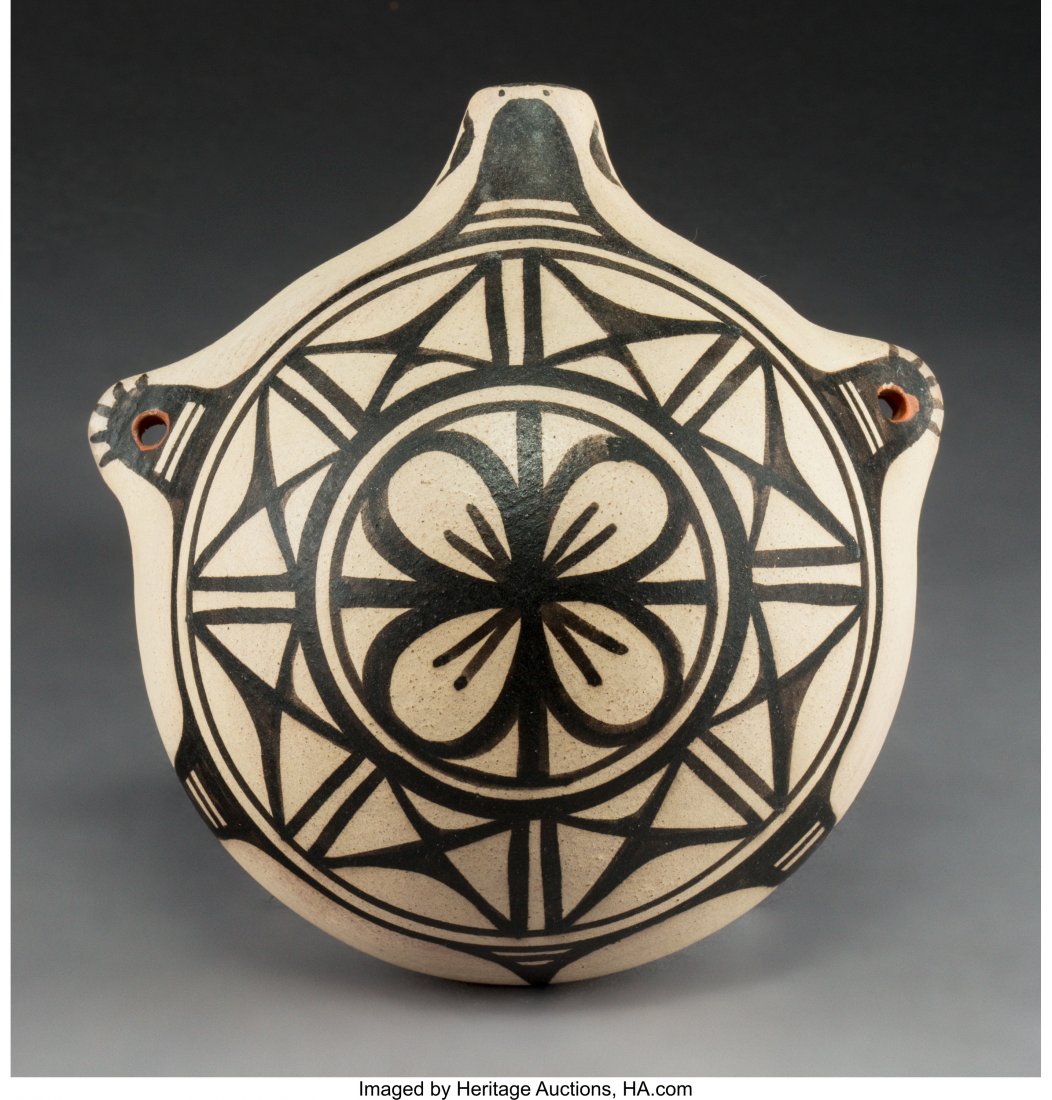 A Santo Domingo Polychrome Turtle Canteen Robert (1 of 1)