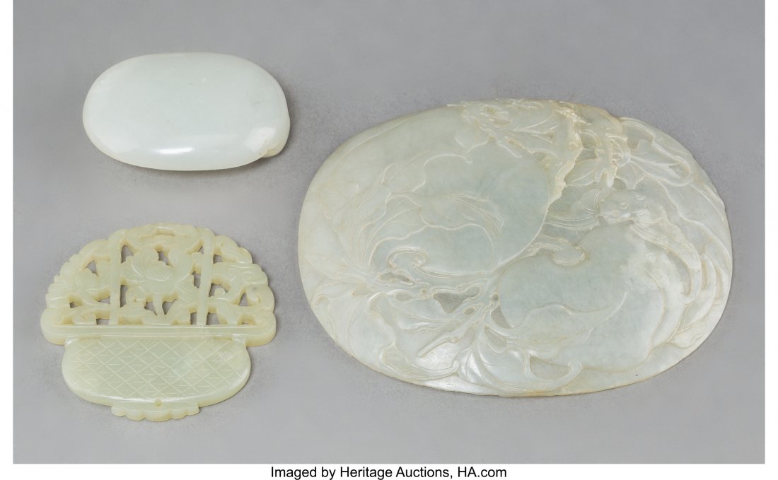 A Chinese Carved White Jade Peach Plaque, Pendan (1 of 2)