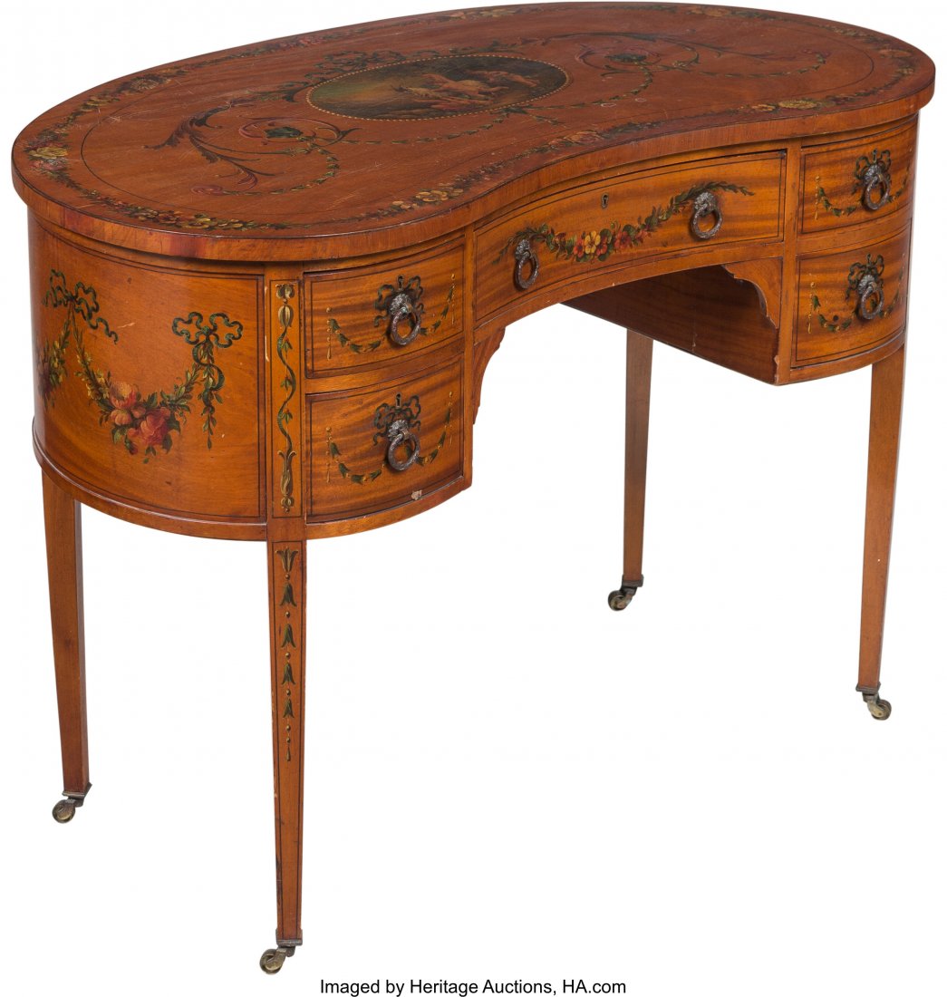 An Edwardian Kidney-Shaped Painted Lady's Dressi: An Edwardian Kidney-Shaped Painted Lady's Dressing Table, circa 1910 30 x 42 x 23 inches (7