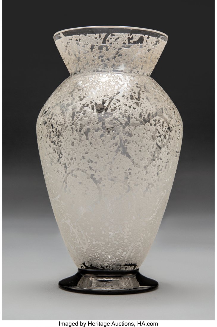 Daum Art Deco Acid-Etched Glass Vase Circa 1920.: <!-- Begin Description --> <div style="font-family: Arial, Verdana, Helvetica; font-size: 12pt; margin: 10px 25px 10px 25px;"> <B>Daum Art Deco Acid-Etched Glass Vase</B></I
