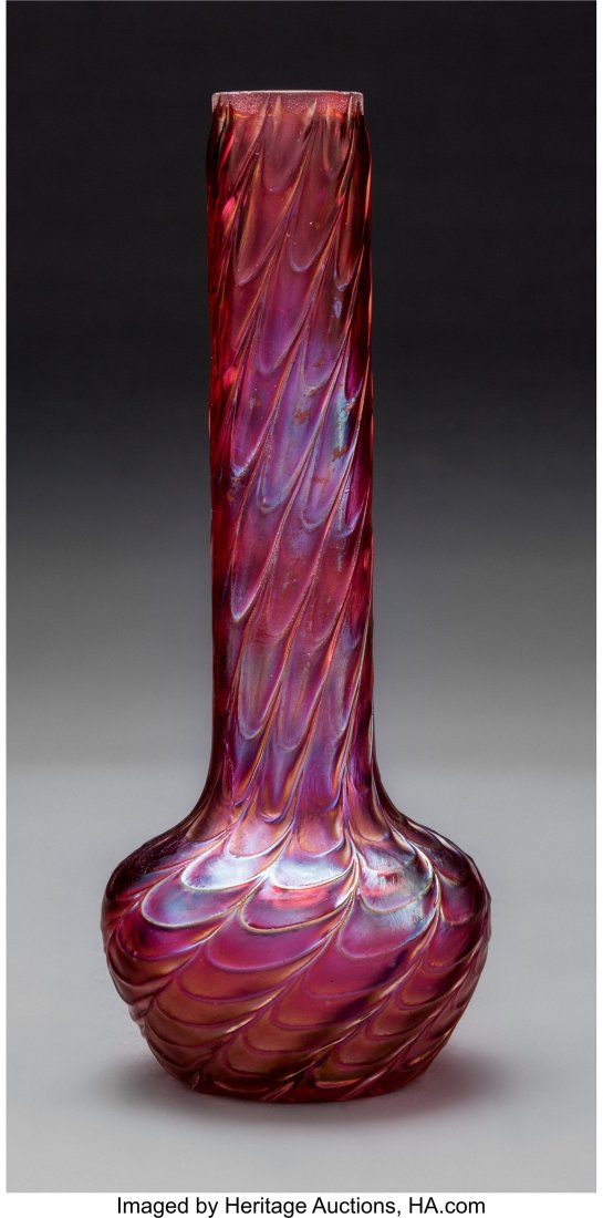 Loetz Iridescent Glass Vase Circa 1920 Ht. 7-1/2: <!-- Begin Description --> <div style="font-family: Arial, Verdana, Helvetica; font-size: 12pt; margin: 10px 25px 10px 25px;"> <B>Loetz Iridescent Glass Vase</B></I><B