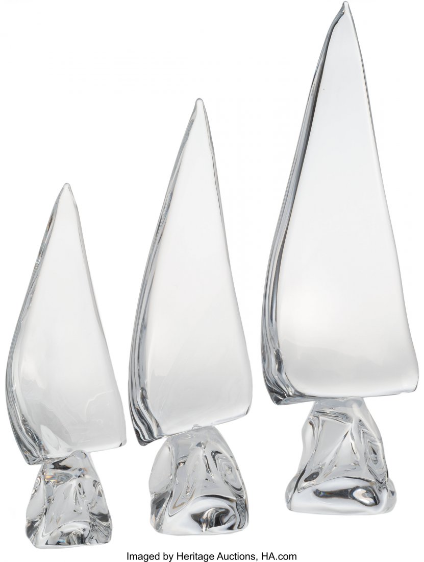 Three Daum Glass Sailboats, Late 20th century En: Three Daum Glass Sailboats, Late 20th century Engraved Daum, France 23-1/2 x 11 x 6 inches (59.7 x 27.9 x 15.2 cm) (largest) HID03101242017