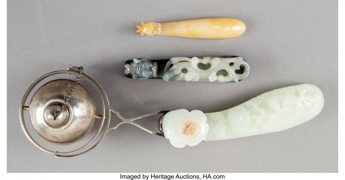 Three Chinese Carved Jade Belt Hooks, Qing Dynas (1 of 2)