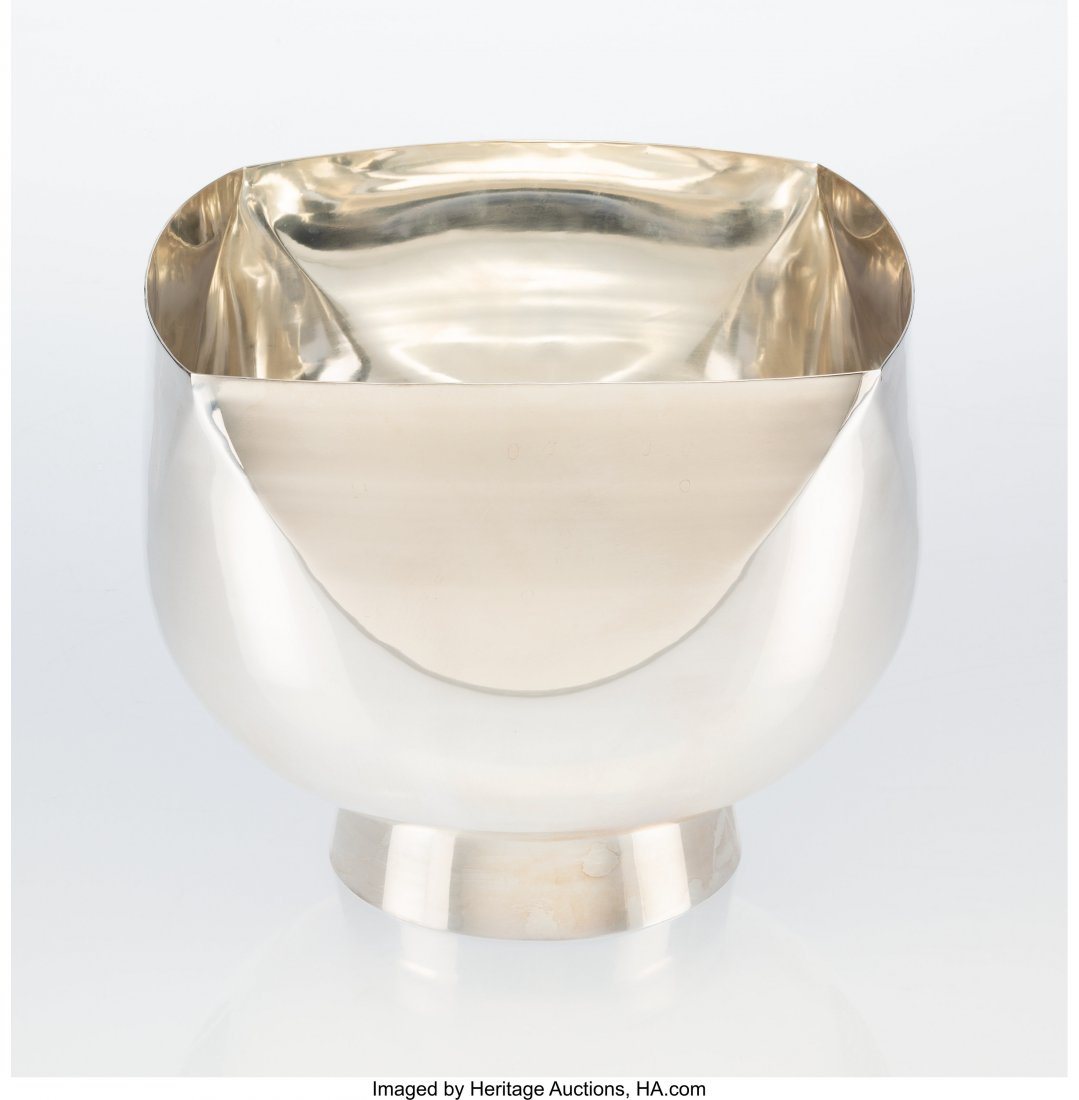 Ward Bennett (American, 1900-1990) Large Centerp: Ward Bennett (American, 1900-1990) Large Centerpiece Bowl, circa 1975 Silver-plated metal 9-3/4 x 13 inches (24.8 x 33.0 cm) Stamped to underside Ward Bennett Design HID03101242017