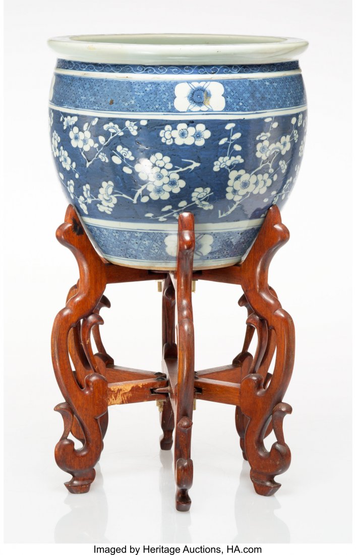 A Chinese Blue and White Porcelain Fishbowl Plan (1 of 1)